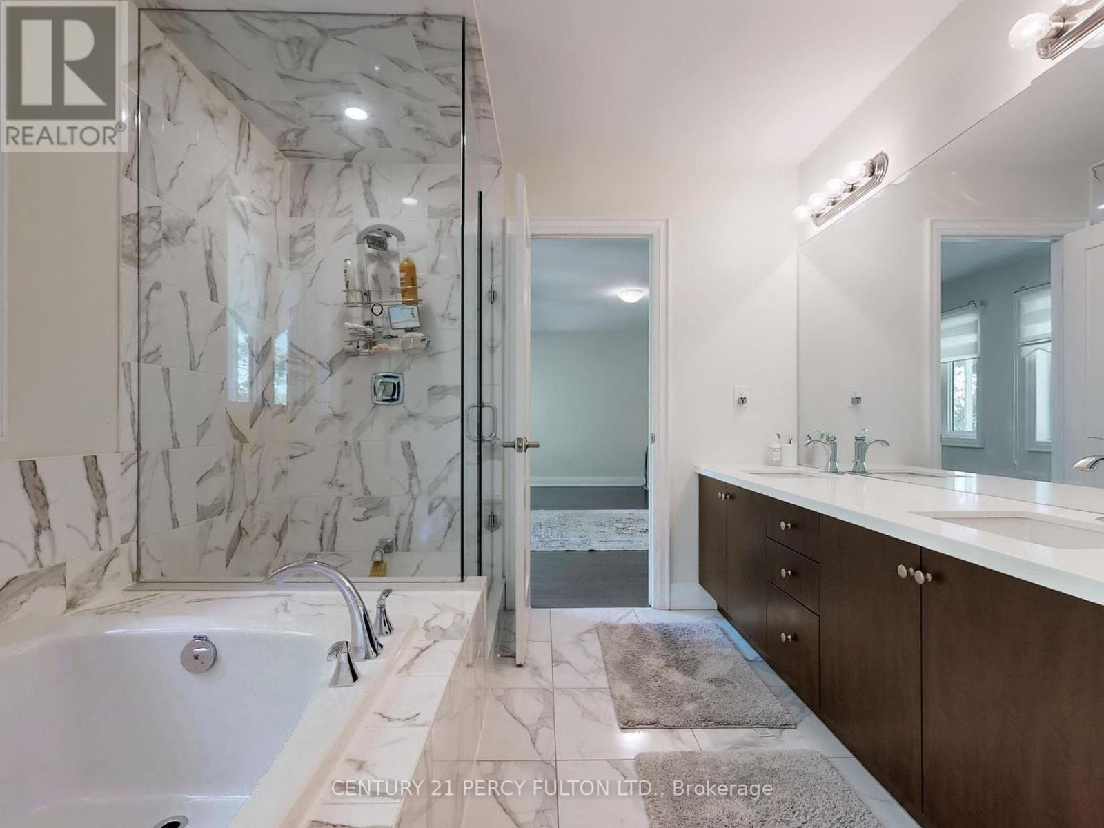 47 Mohandas Drive, Markham, Ontario  L3S 0E5 - Photo 18 - N12005235