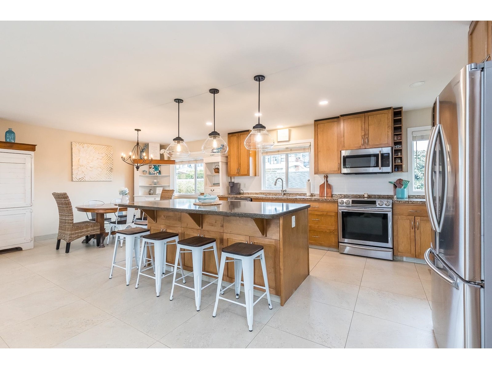 Property at 32750 BELLVUE CRESCENT image 4