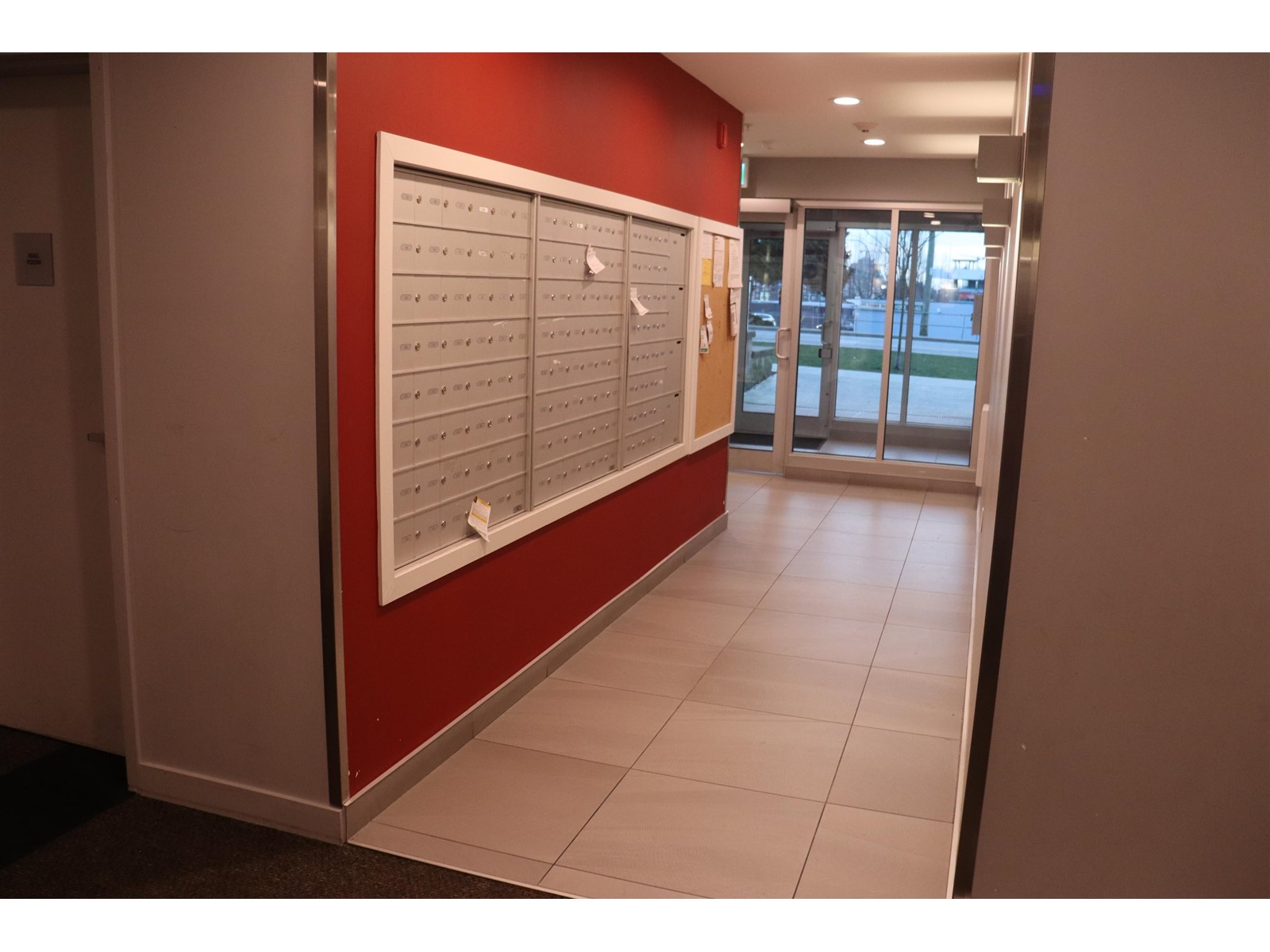 207 10838 Whalley Boulevard, Surrey, British Columbia  V3R 0G8 - Photo 19 - R2973269