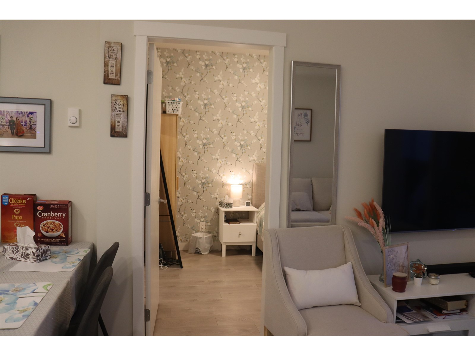 207 10838 Whalley Boulevard, Surrey, British Columbia  V3R 0G8 - Photo 10 - R2973269
