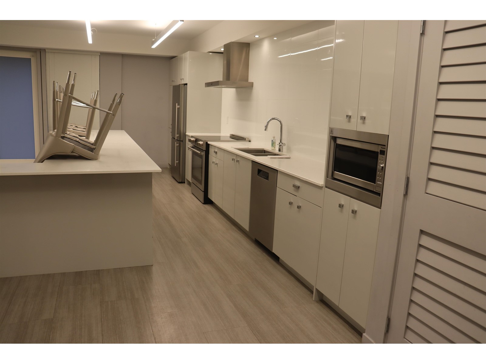 207 10838 Whalley Boulevard, Surrey, British Columbia  V3R 0G8 - Photo 26 - R2973269