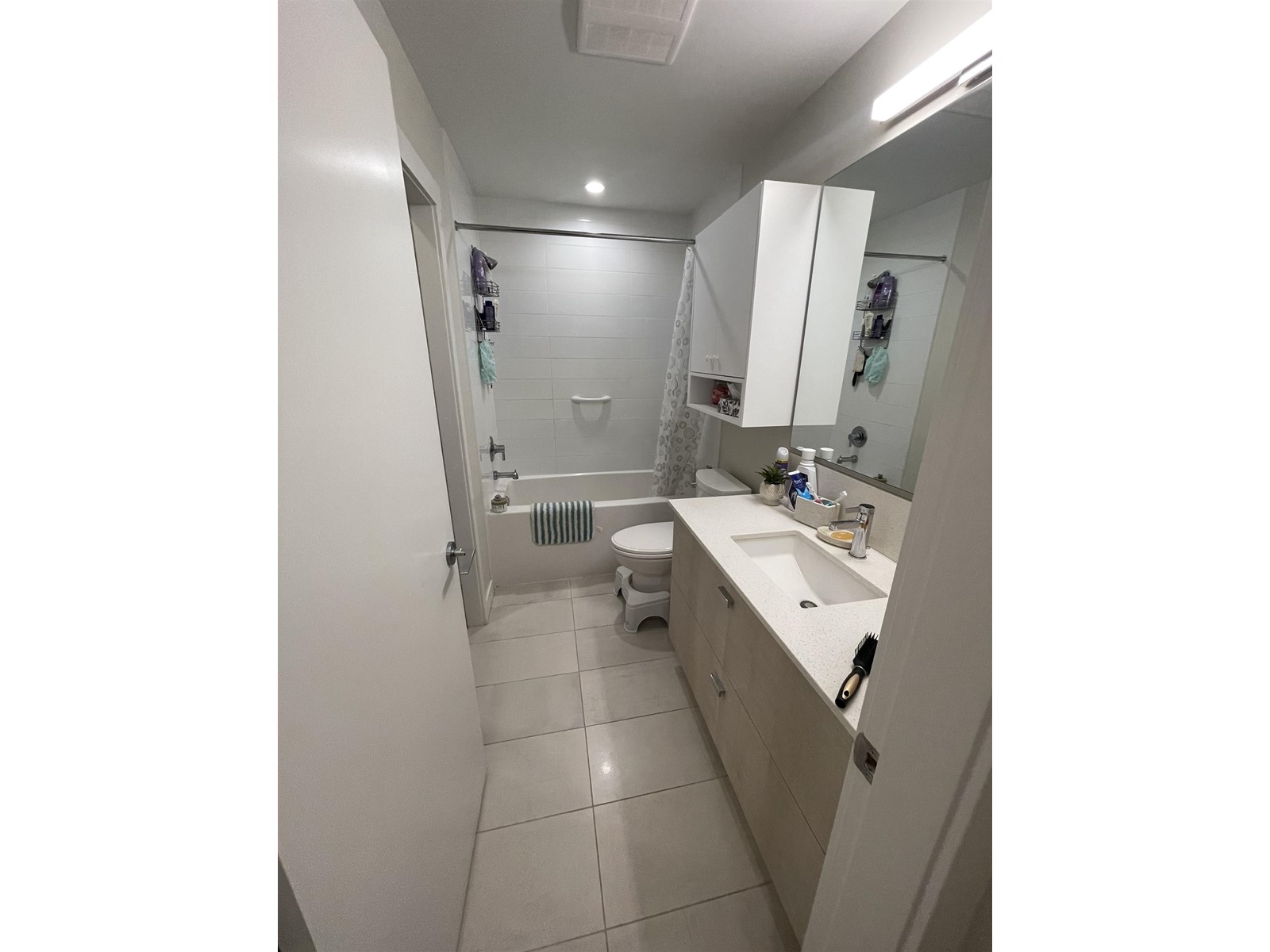 207 10838 Whalley Boulevard, Surrey, British Columbia  V3R 0G8 - Photo 14 - R2973269