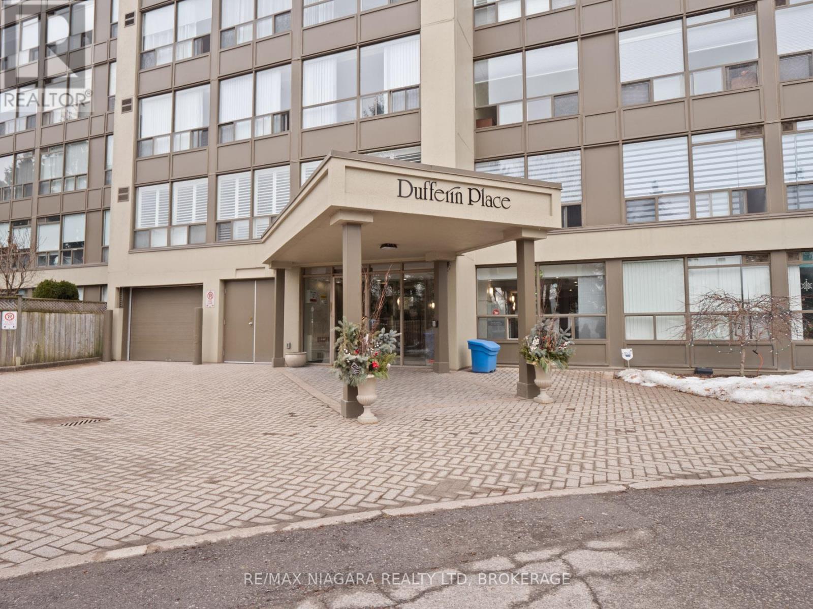 Property at 206 - 5100 DORCHESTER ROAD E image 2
