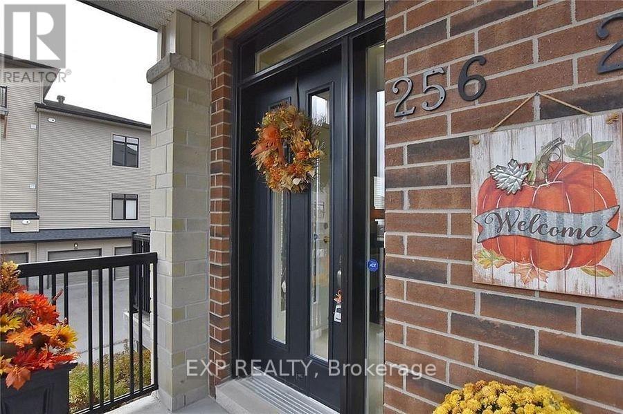 256 PEMBINA PRIVATE Ottawa