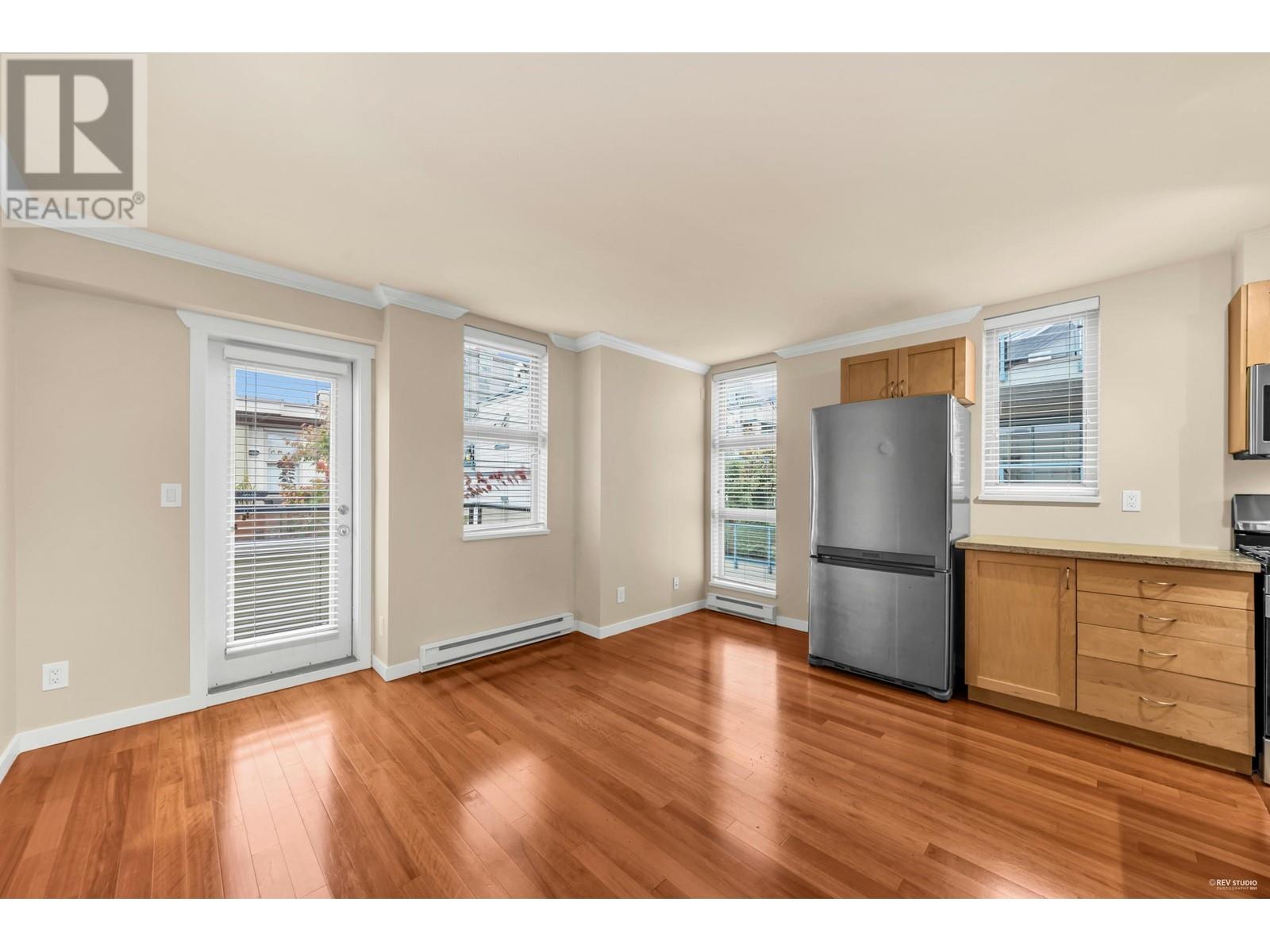 15 628 W 6th Avenue, Vancouver, British Columbia  V5Z 1A3 - Photo 5 - R2973944