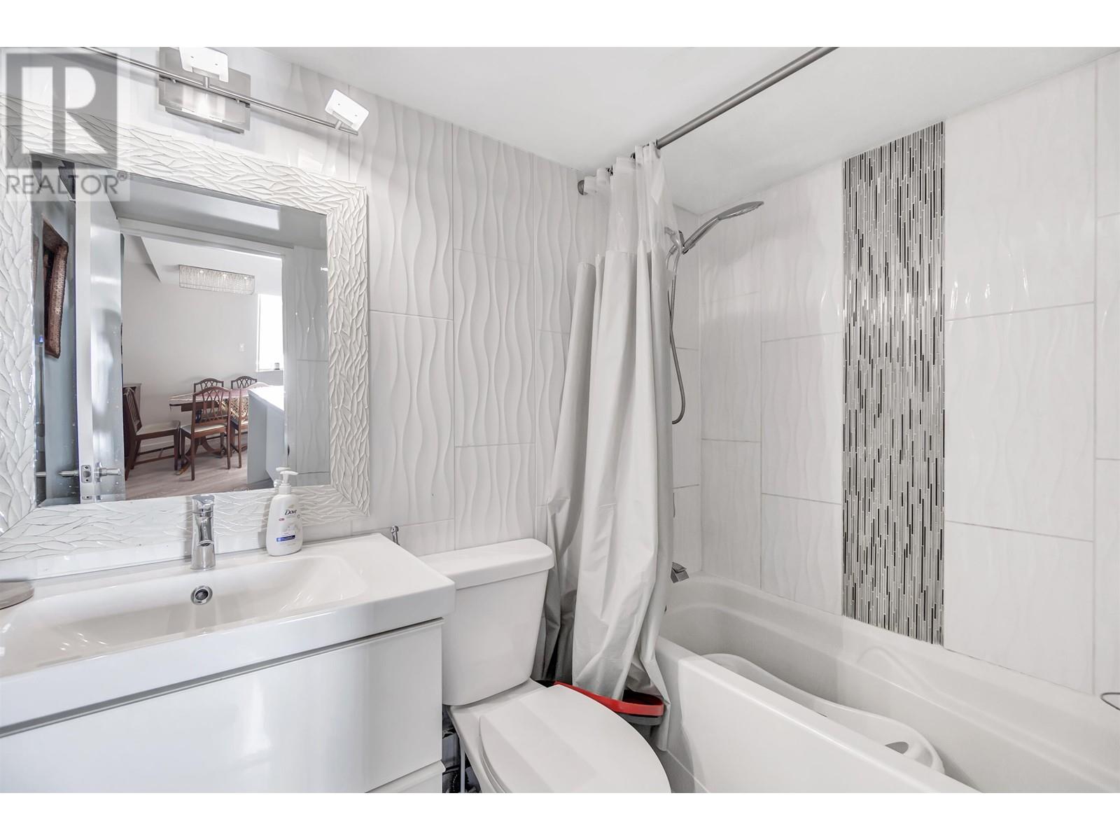 1511 2016 Fullerton Avenue, North Vancouver, British Columbia  V7P 3E6 - Photo 17 - R2974534