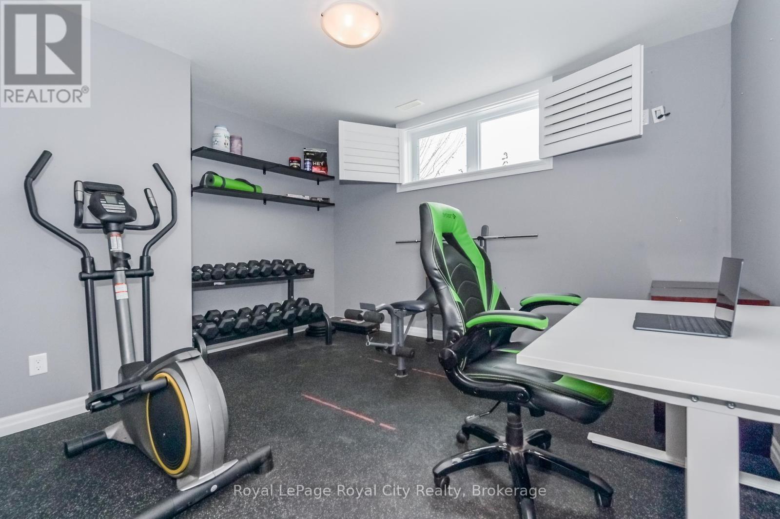 84 Andrews Drive W, Mapleton, Ontario  N0G 1P0 - Photo 27 - X12005307