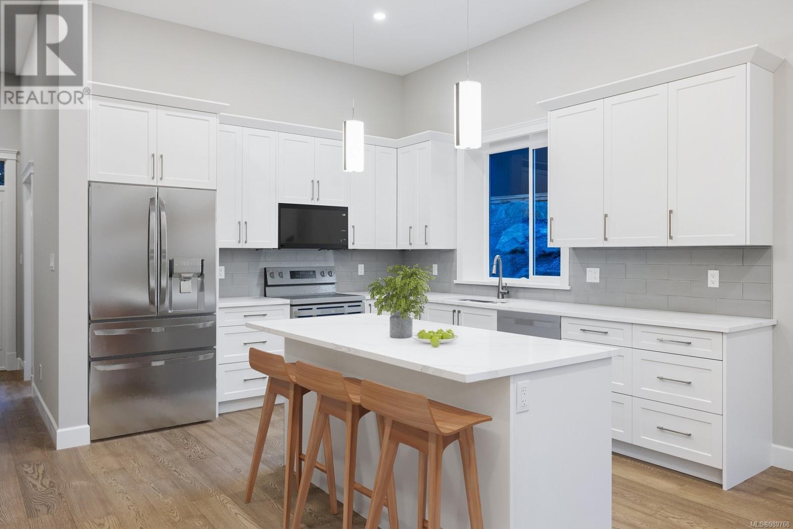 Property at 2786 Sheldrake Pl image 3