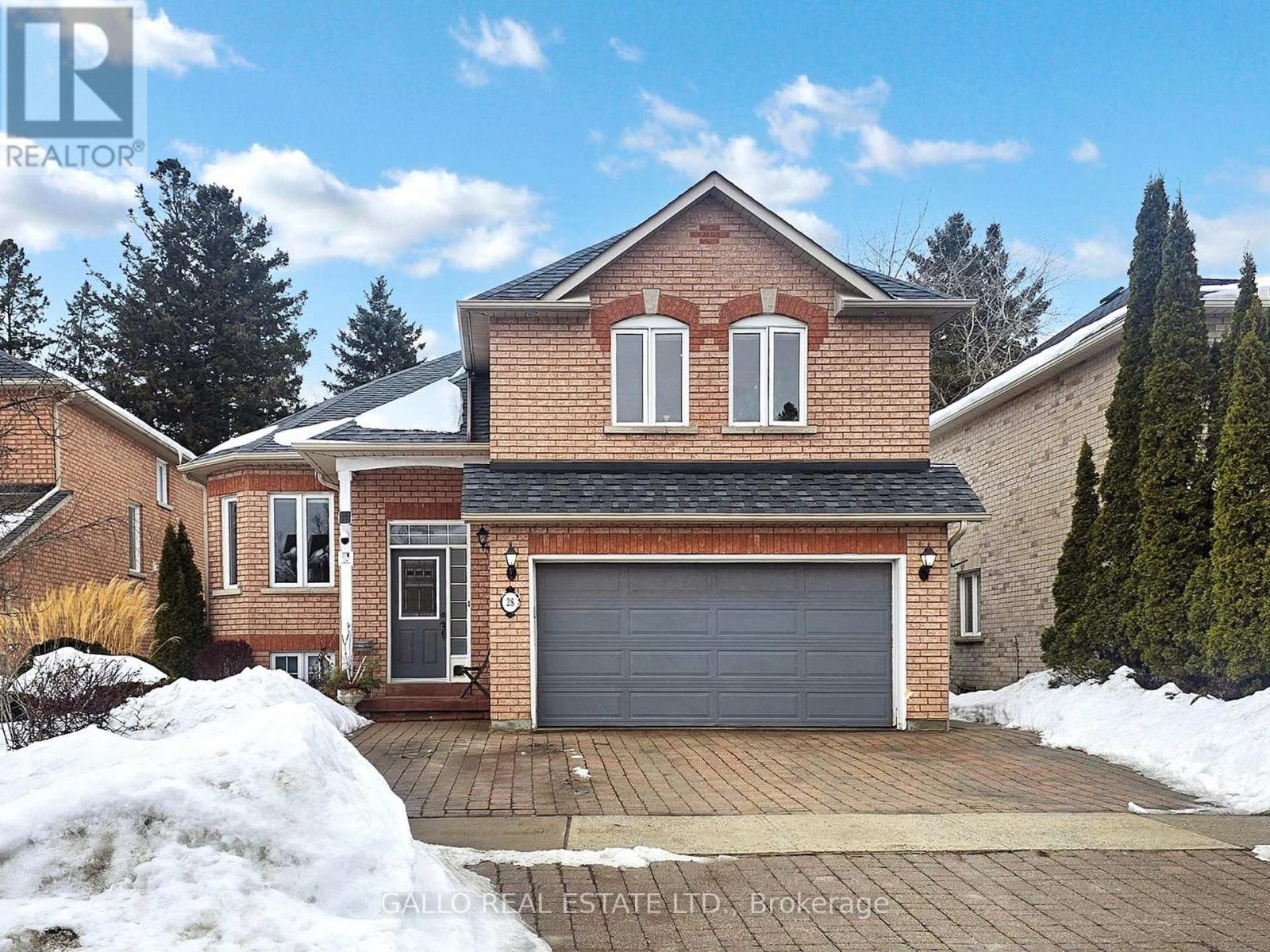 Property at 28 HEADWATER CRESCENT image 1
