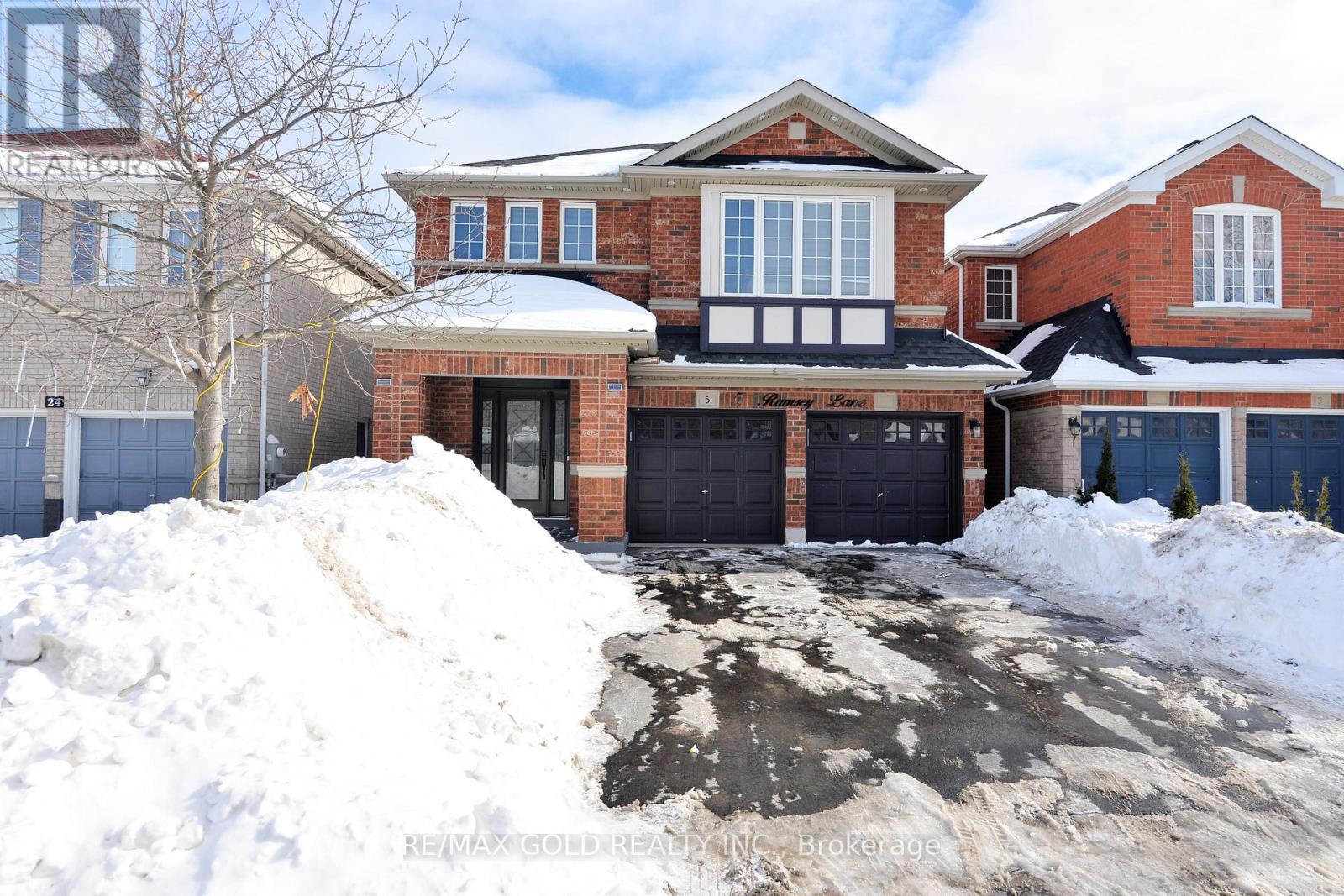 5 RAMSEY LANE, Brampton, Ontario