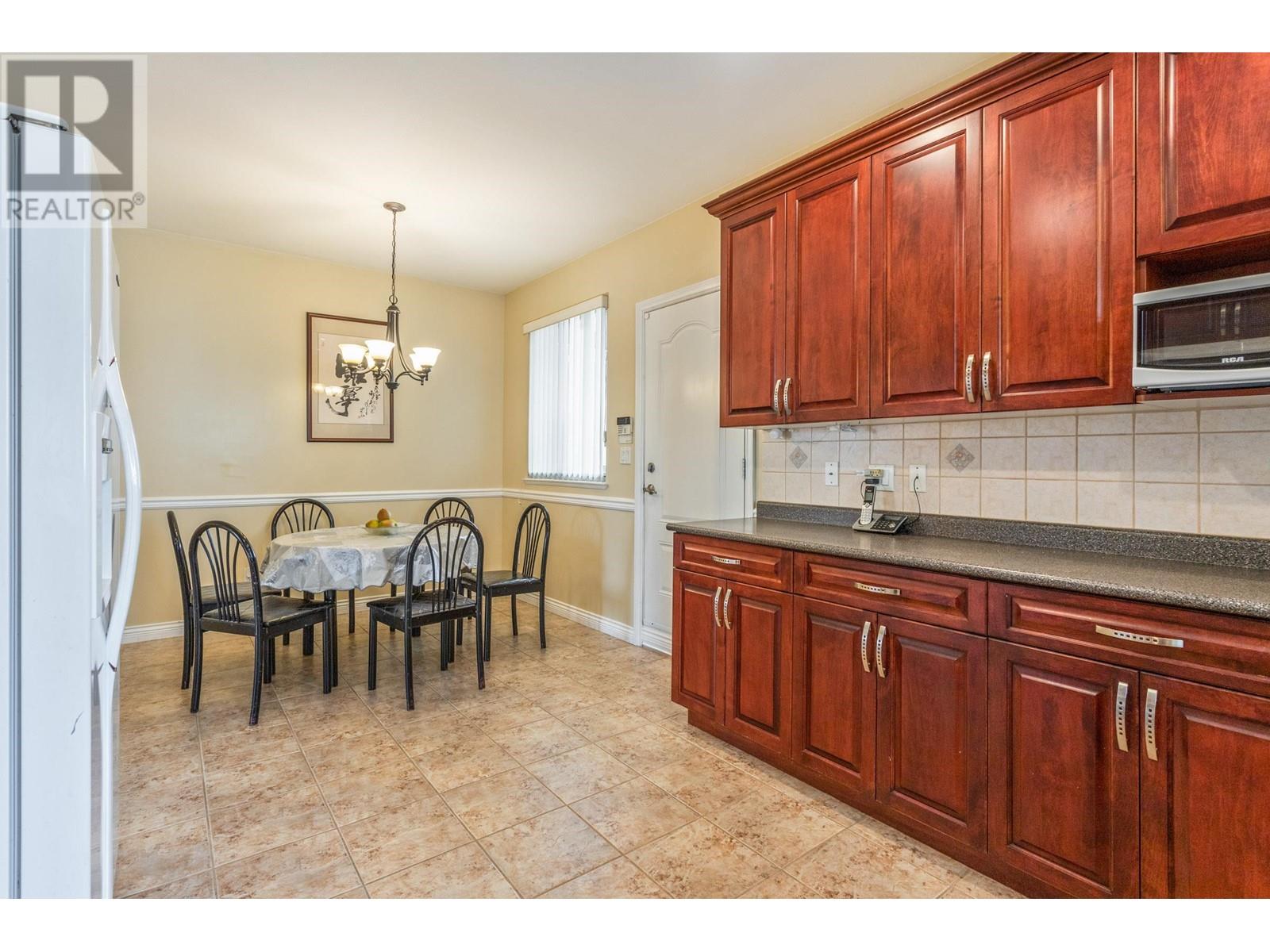7987 17th Avenue, Burnaby, British Columbia  V3N 1M4 - Photo 10 - R2973560