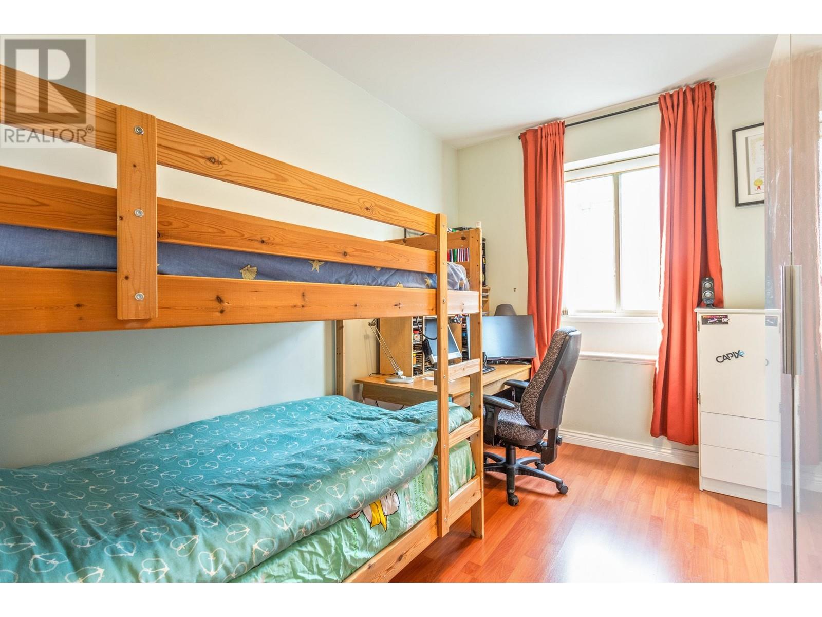 7987 17th Avenue, Burnaby, British Columbia  V3N 1M4 - Photo 15 - R2973560
