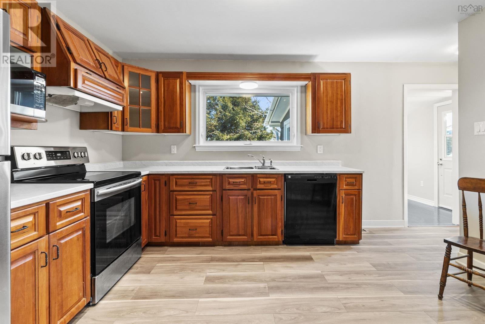 25 Hugh Allen Drive, Cole Harbour, Nova Scotia  B2W 2L1 - Photo 13 - 202504339