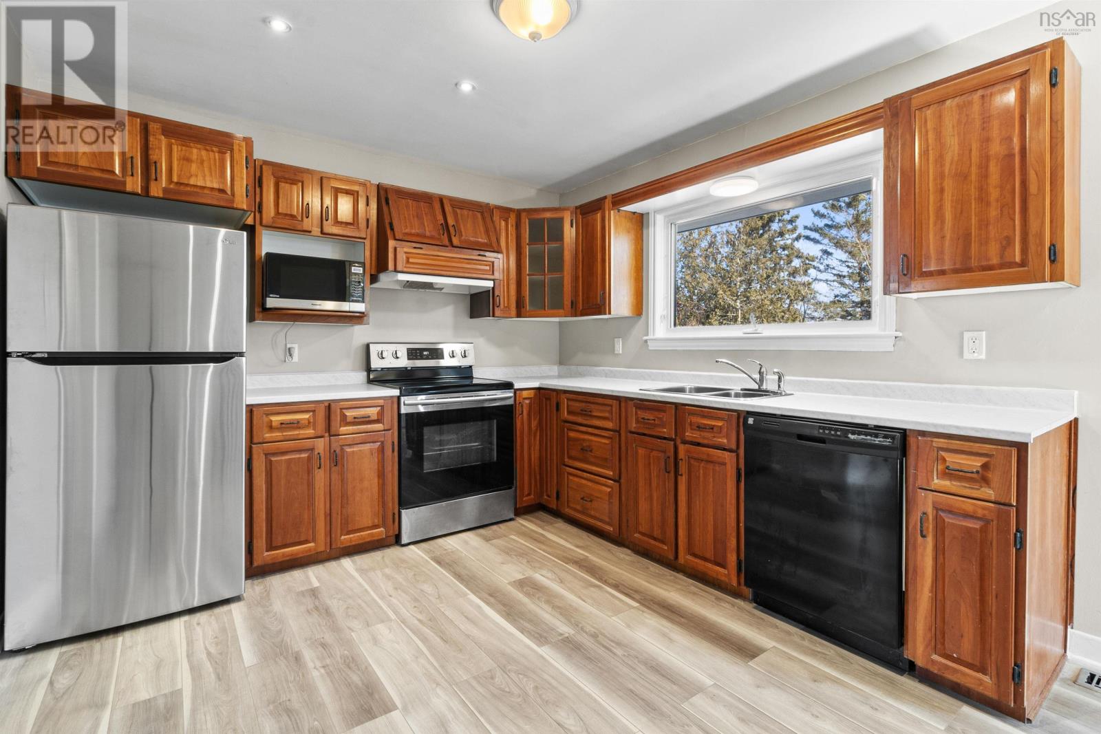 25 Hugh Allen Drive, Cole Harbour, Nova Scotia  B2W 2L1 - Photo 14 - 202504339