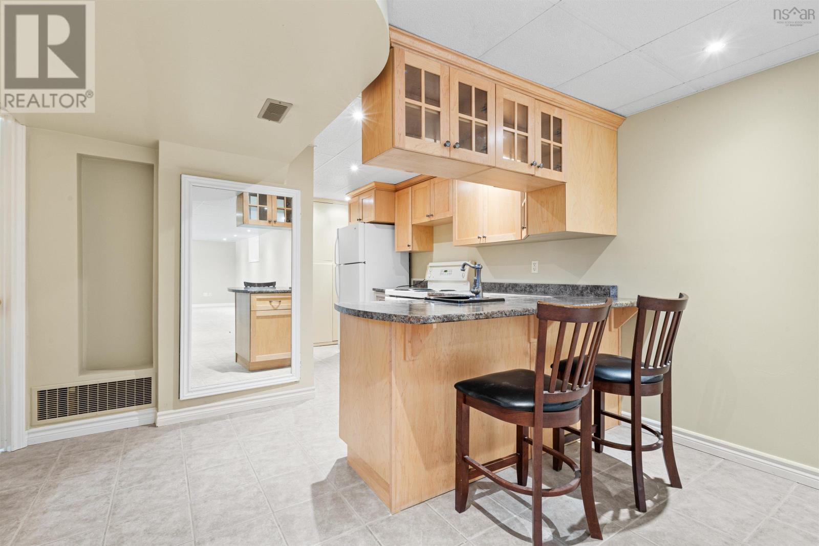 25 Hugh Allen Drive, Cole Harbour, Nova Scotia  B2W 2L1 - Photo 24 - 202504339