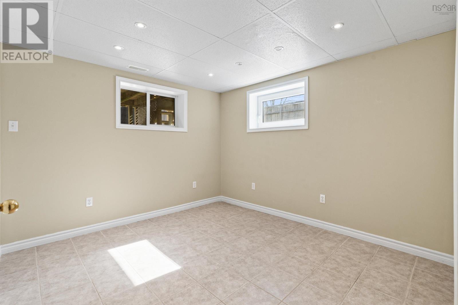 25 Hugh Allen Drive, Cole Harbour, Nova Scotia  B2W 2L1 - Photo 30 - 202504339