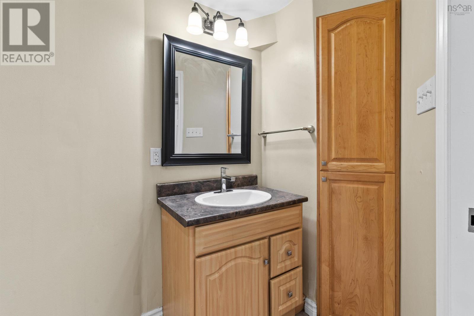 25 Hugh Allen Drive, Cole Harbour, Nova Scotia  B2W 2L1 - Photo 32 - 202504339