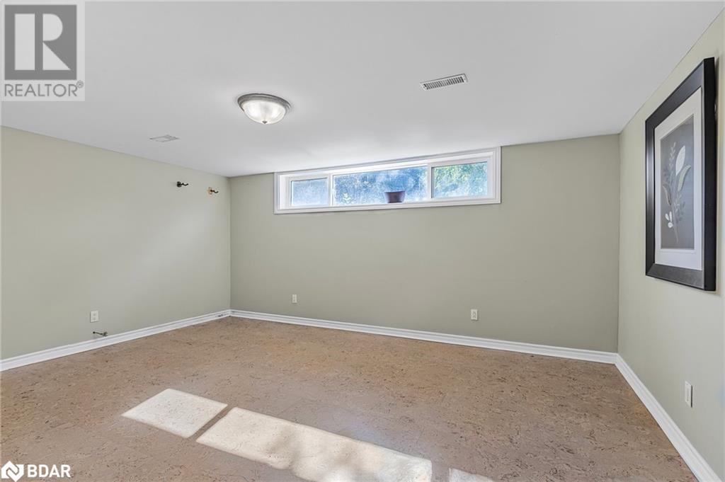 12 Roslyn Road, Barrie, Ontario  L4M 2X6 - Photo 23 - 40693811