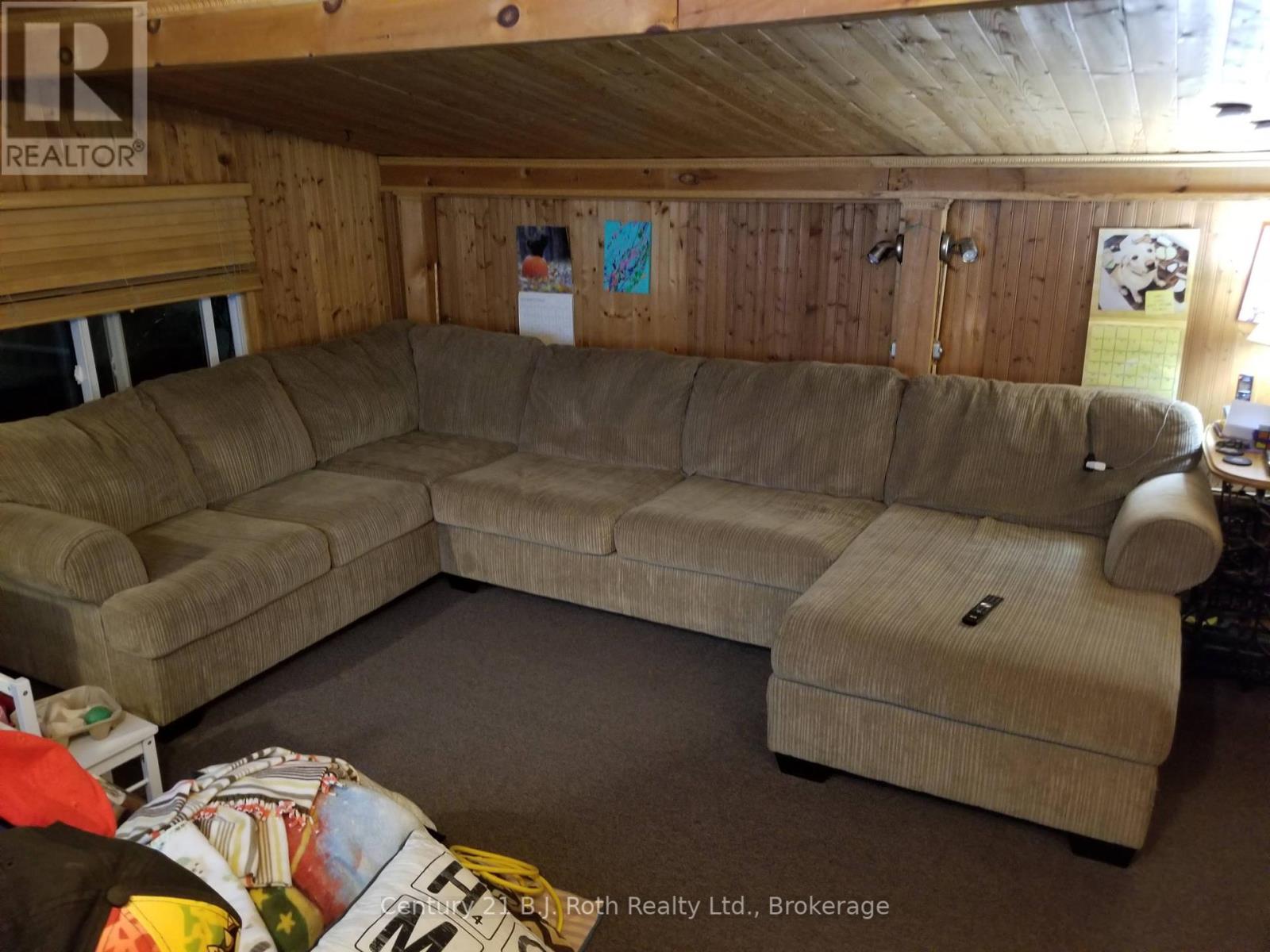 2 Lynn Street, Tiny (Perkinsfield), Ontario  L0L 2J0 - Photo 7 - S12003253