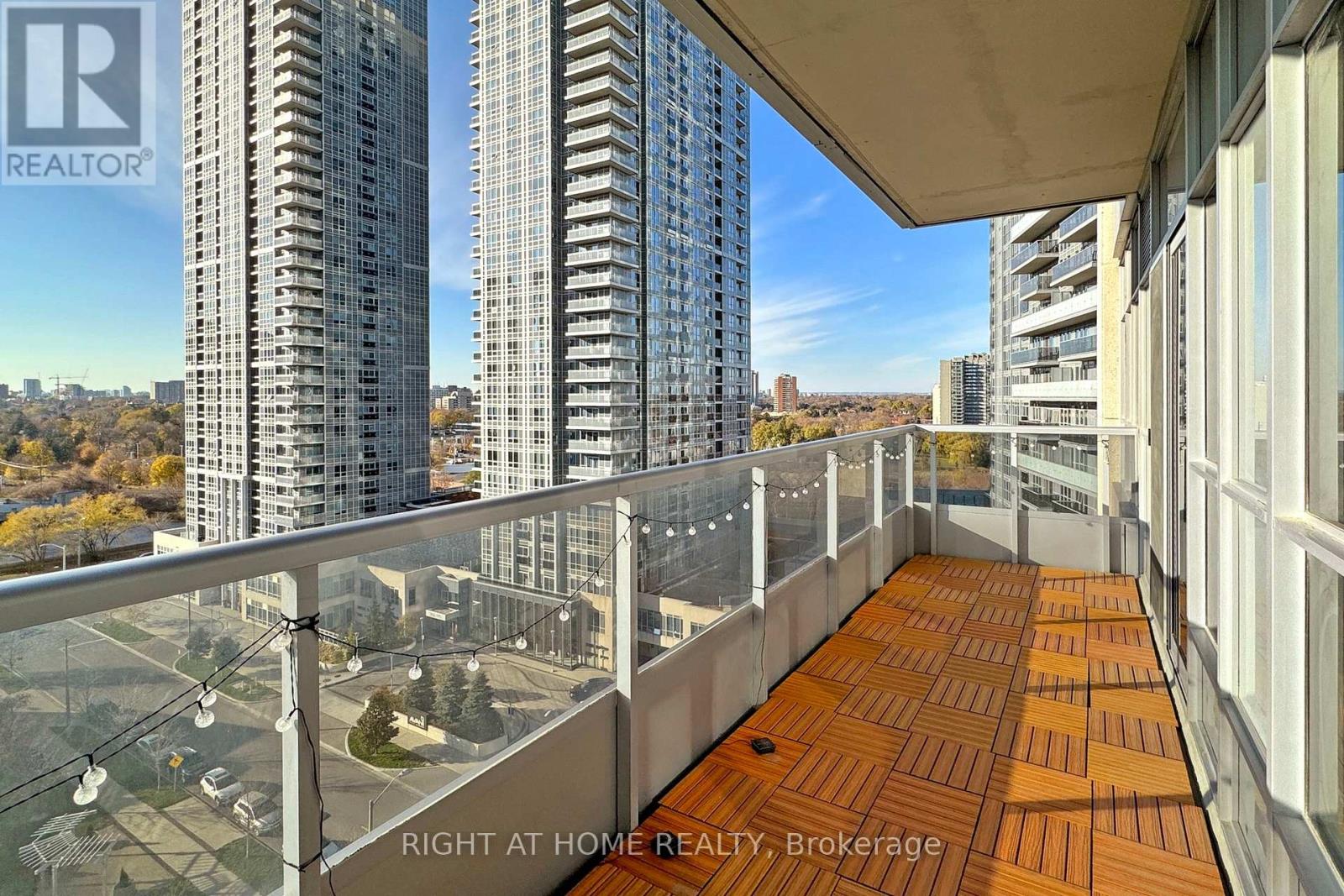 1218 - 181 Village Green Square, Toronto, Ontario  M1S 0L3 - Photo 18 - E12005434