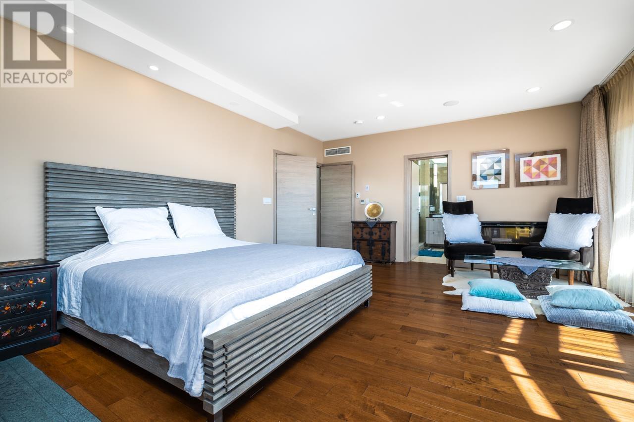 363 W 28th Street, North Vancouver, British Columbia  V7N 2J2 - Photo 10 - R2892412
