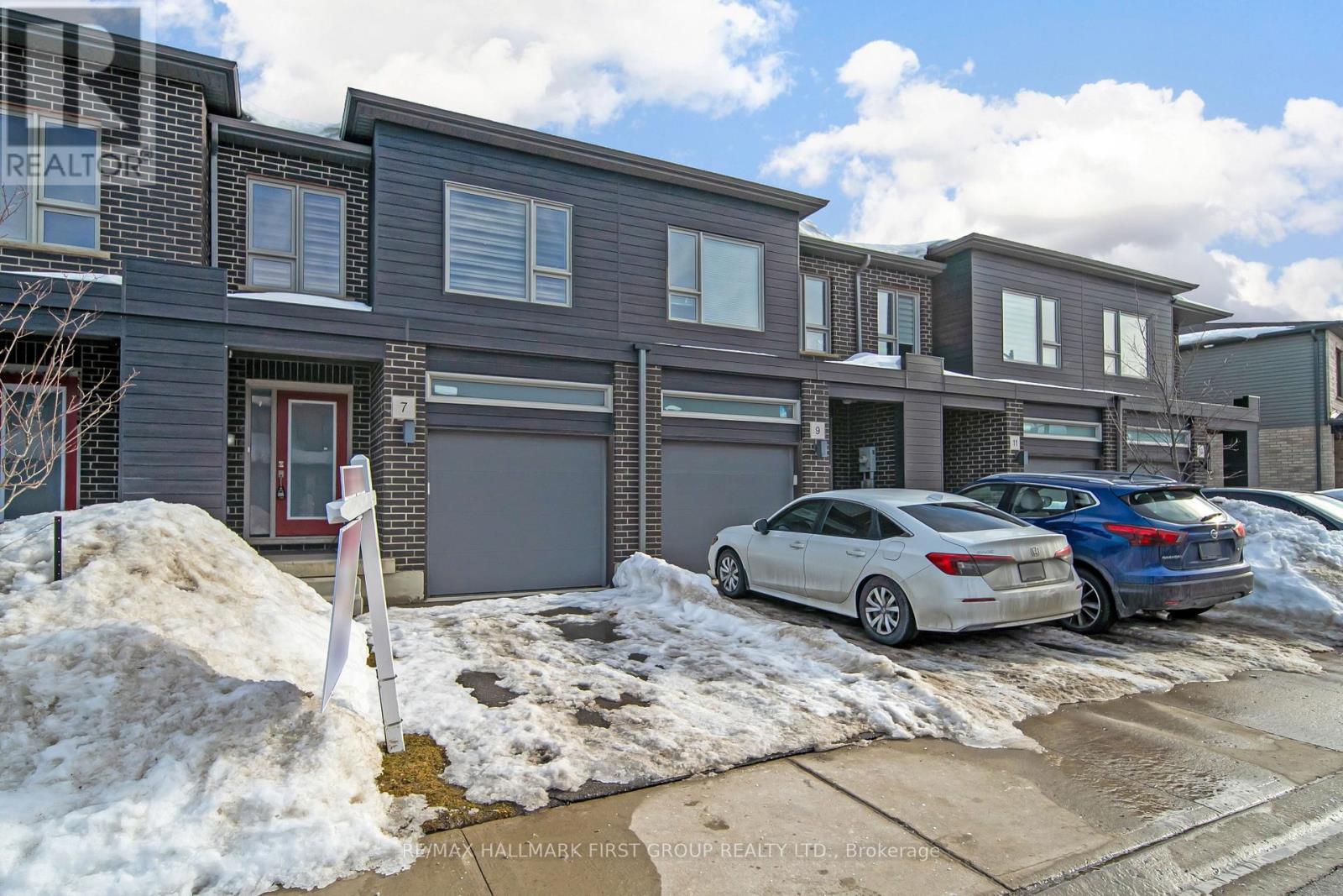 7 Pony Way, Kitchener, Ontario  N2R 1R2 - Photo 47 - X12005409