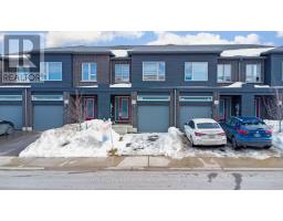 7 PONY WAY, Kitchener, Ontario