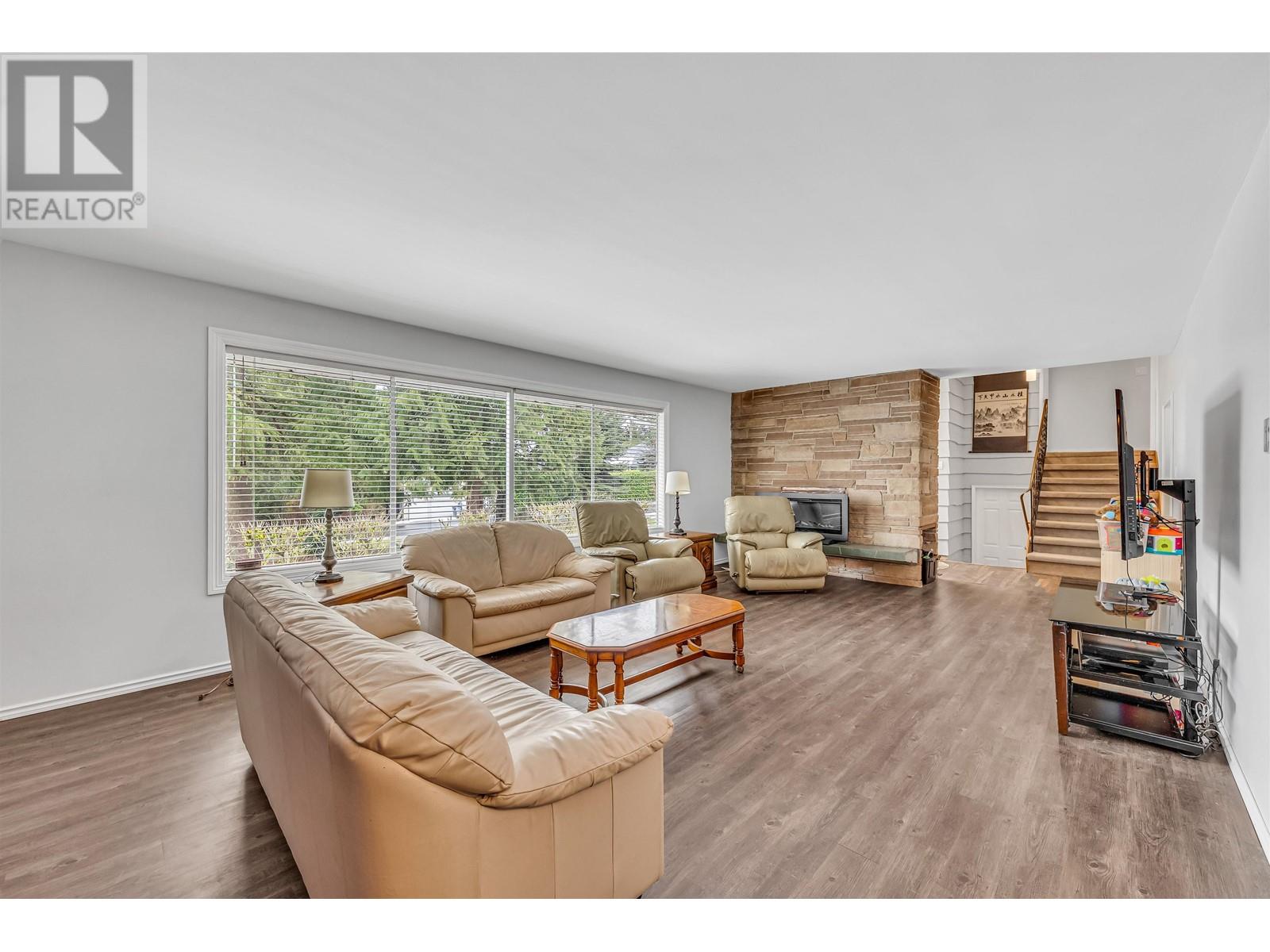 3100 Starlight Way, Coquitlam, British Columbia  V3C 3R1 - Photo 4 - R2970707
