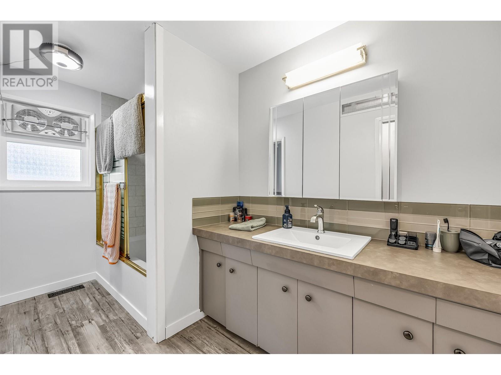 3100 Starlight Way, Coquitlam, British Columbia  V3C 3R1 - Photo 23 - R2970707