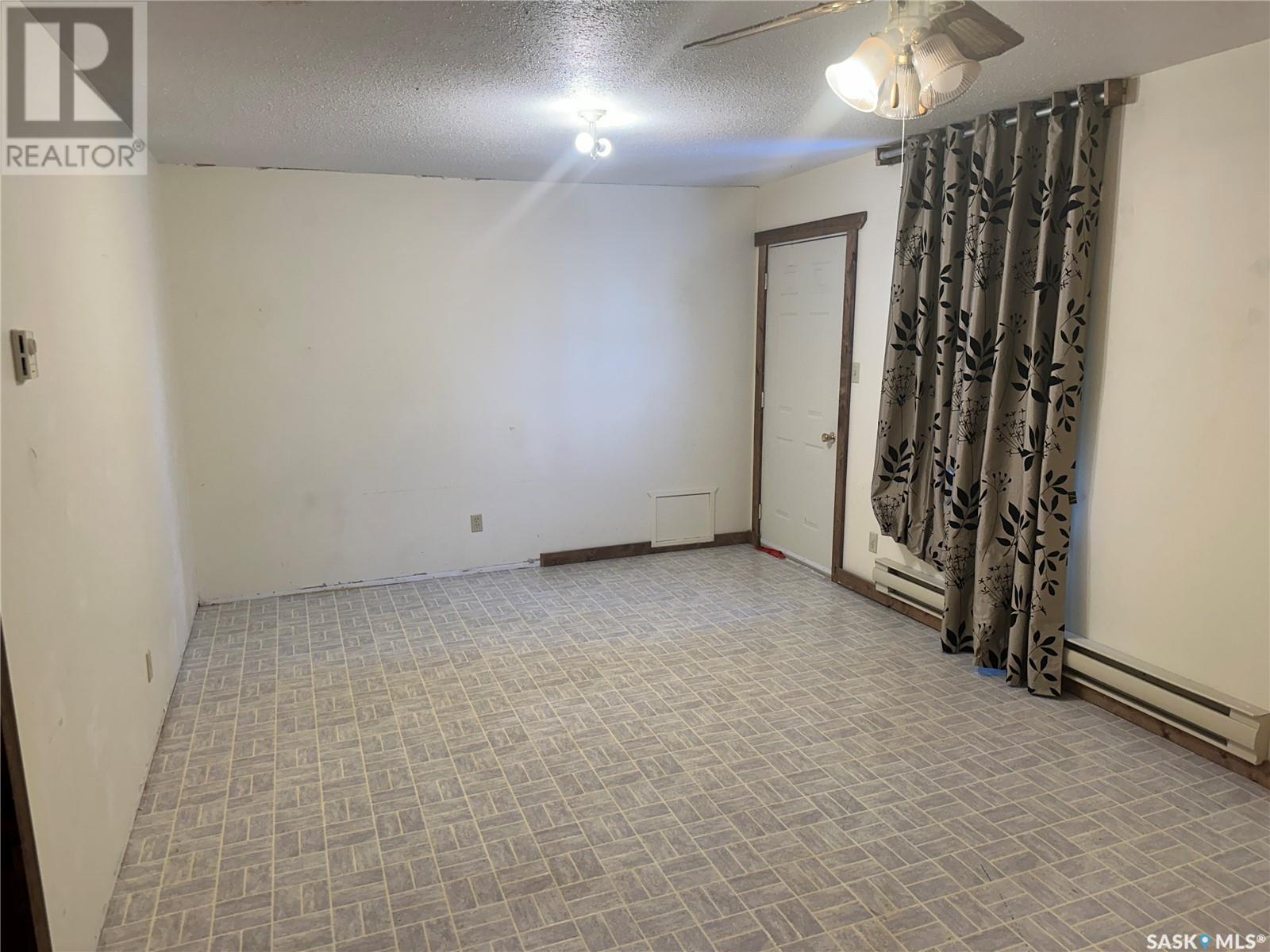 209 3rd Avenue N, Big River, Saskatchewan  S0J 0E0 - Photo 35 - SK986017