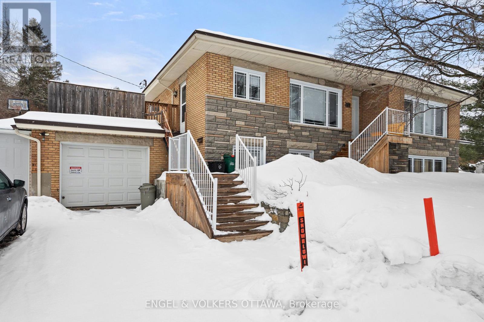 73 Lavergne Street, Ottawa, Ontario  K1L 5E9 - Photo 1 - X12005580