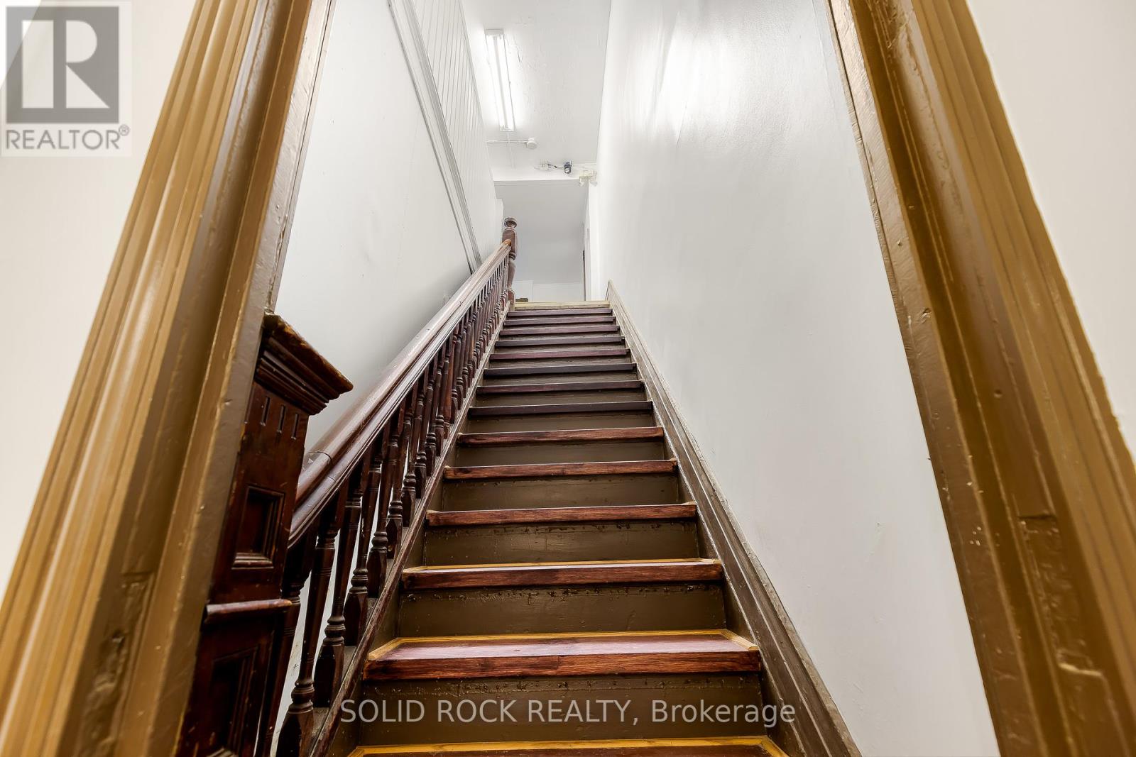 69 King Street E, Brockville, Ontario  K6V 1B2 - Photo 13 - X12005510