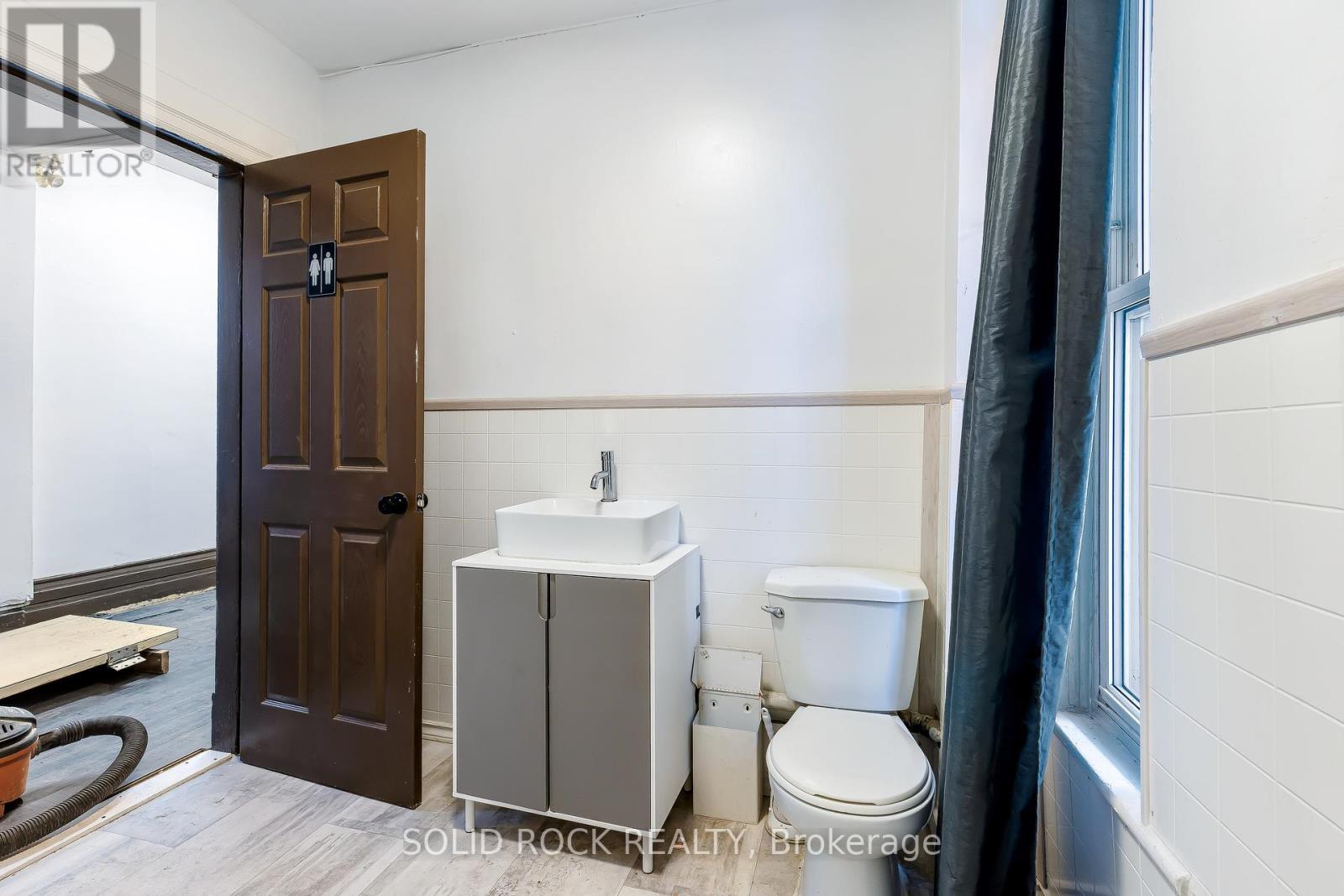 69 King Street E, Brockville, Ontario  K6V 1B2 - Photo 24 - X12005510