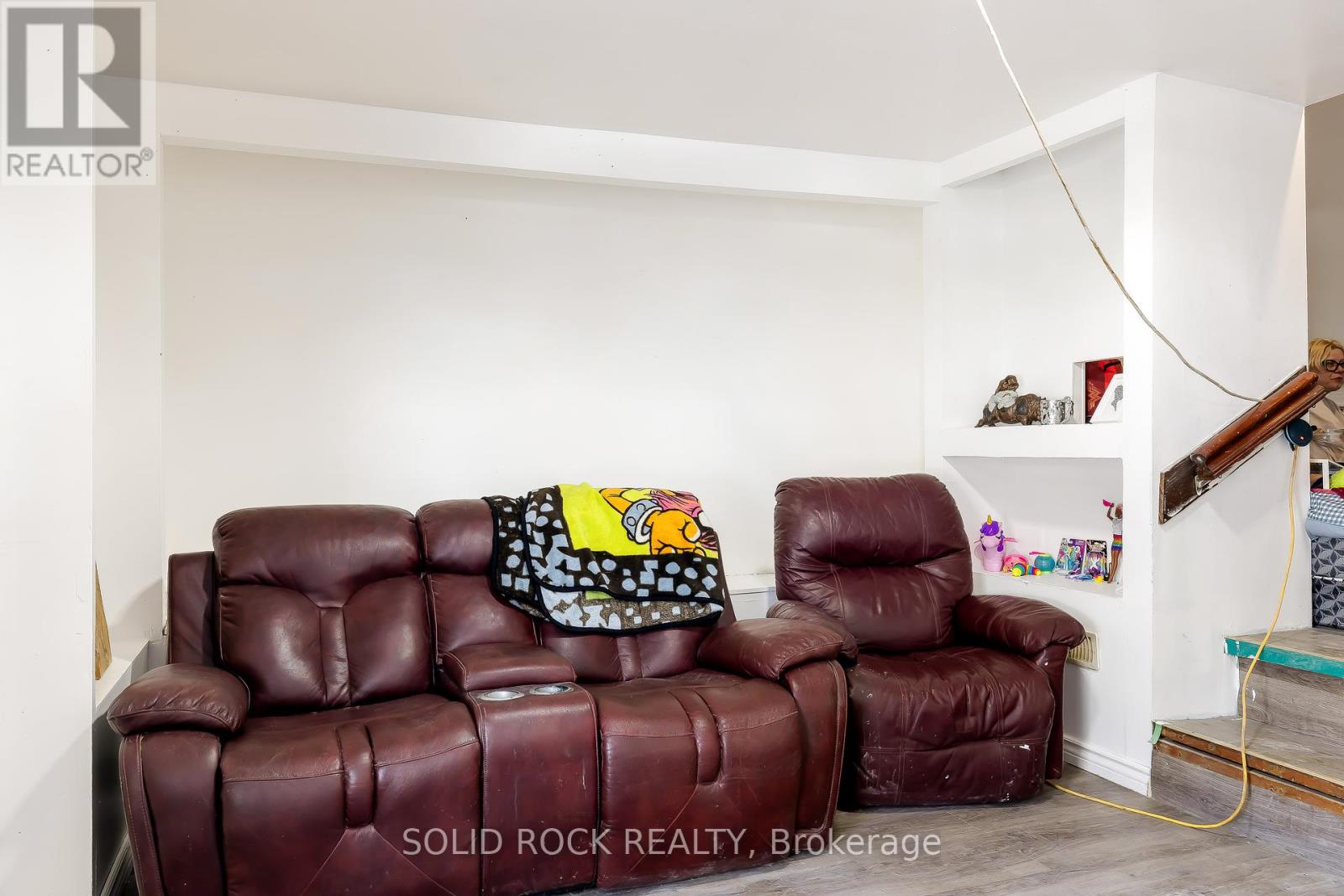 69 King Street E, Brockville, Ontario  K6V 1B2 - Photo 8 - X12005510
