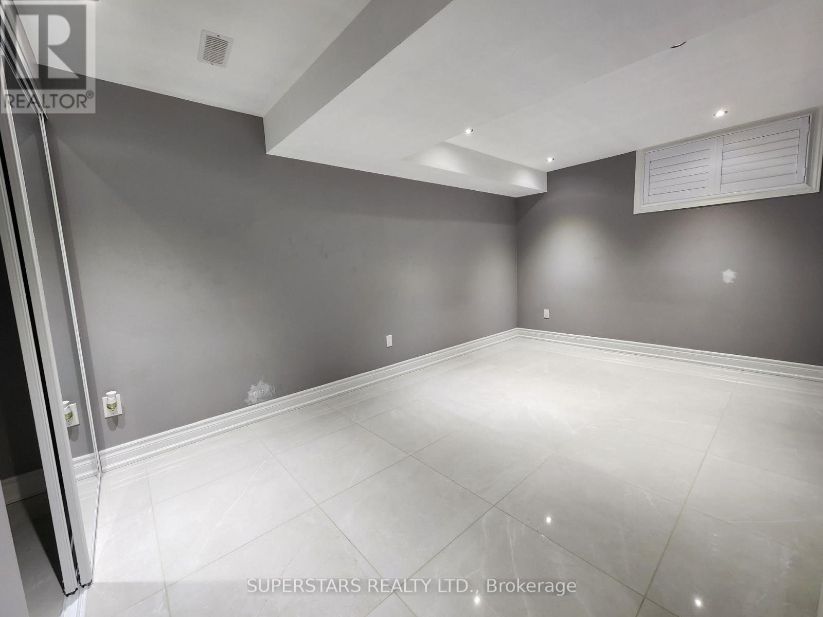208 Featherstone Avenue, Markham, Ontario  L3S 4J1 - Photo 11 - N12005535