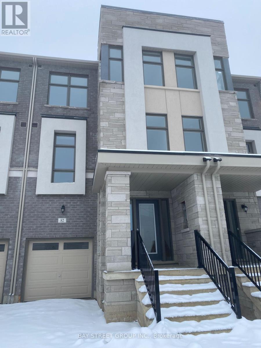 Property at 82 PUISAYA DRIVE N image 1