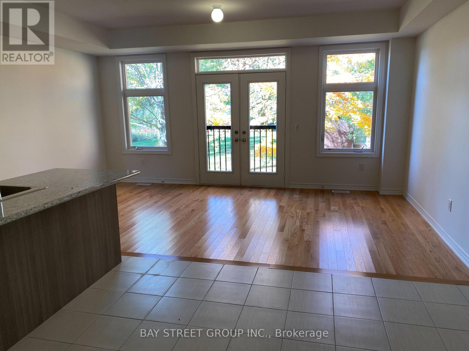 Property at 82 PUISAYA DRIVE N image 4