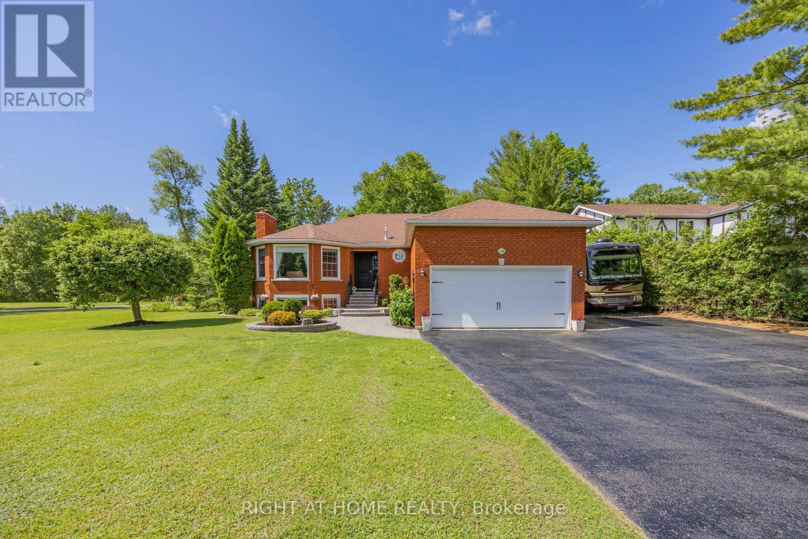 1108 GOSHEN ROAD, Innisfil, Ontario