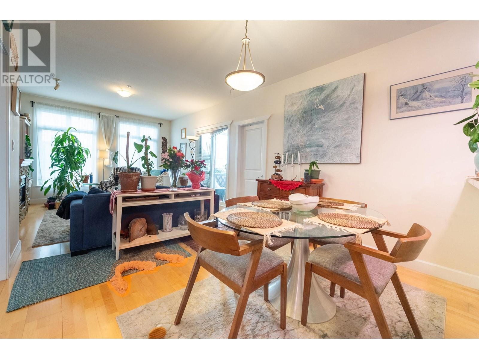 Listing Picture 12 of 15 : 309 4233 BAYVIEW STREET, Richmond / 烈治文 - 魯藝地產 Yvonne Lu Group - MLS Medallion Club Member