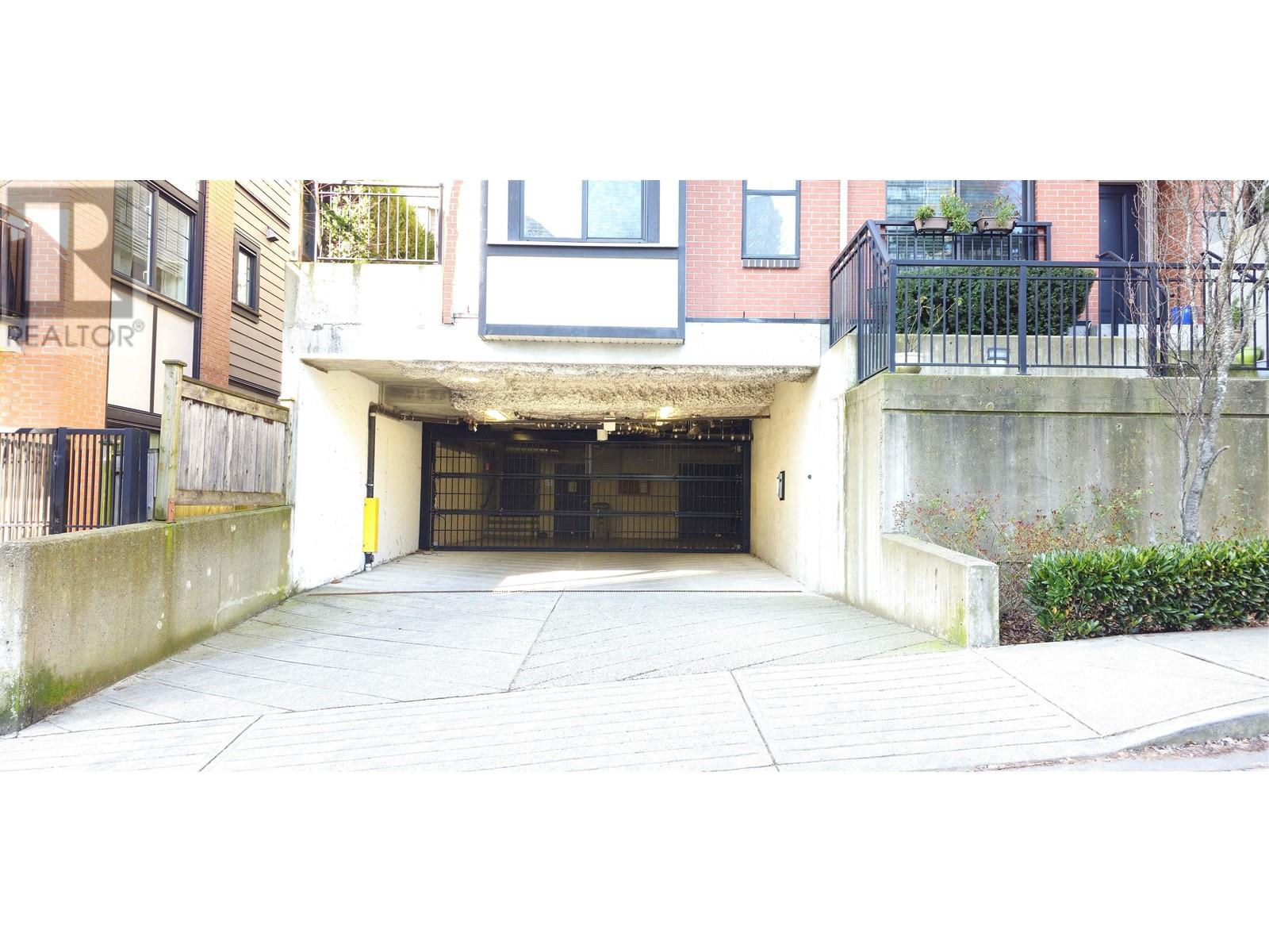 107 828 Royal Avenue, New Westminster, British Columbia  V3M 1J9 - Photo 15 - R2973212