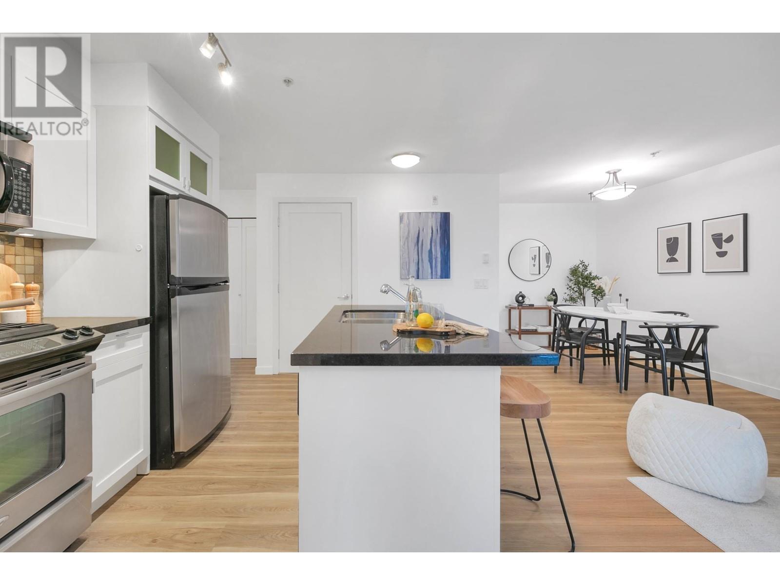 Listing Picture 11 of 30 : 309 405 SKEENA STREET, Vancouver / 溫哥華 - 魯藝地產 Yvonne Lu Group - MLS Medallion Club Member