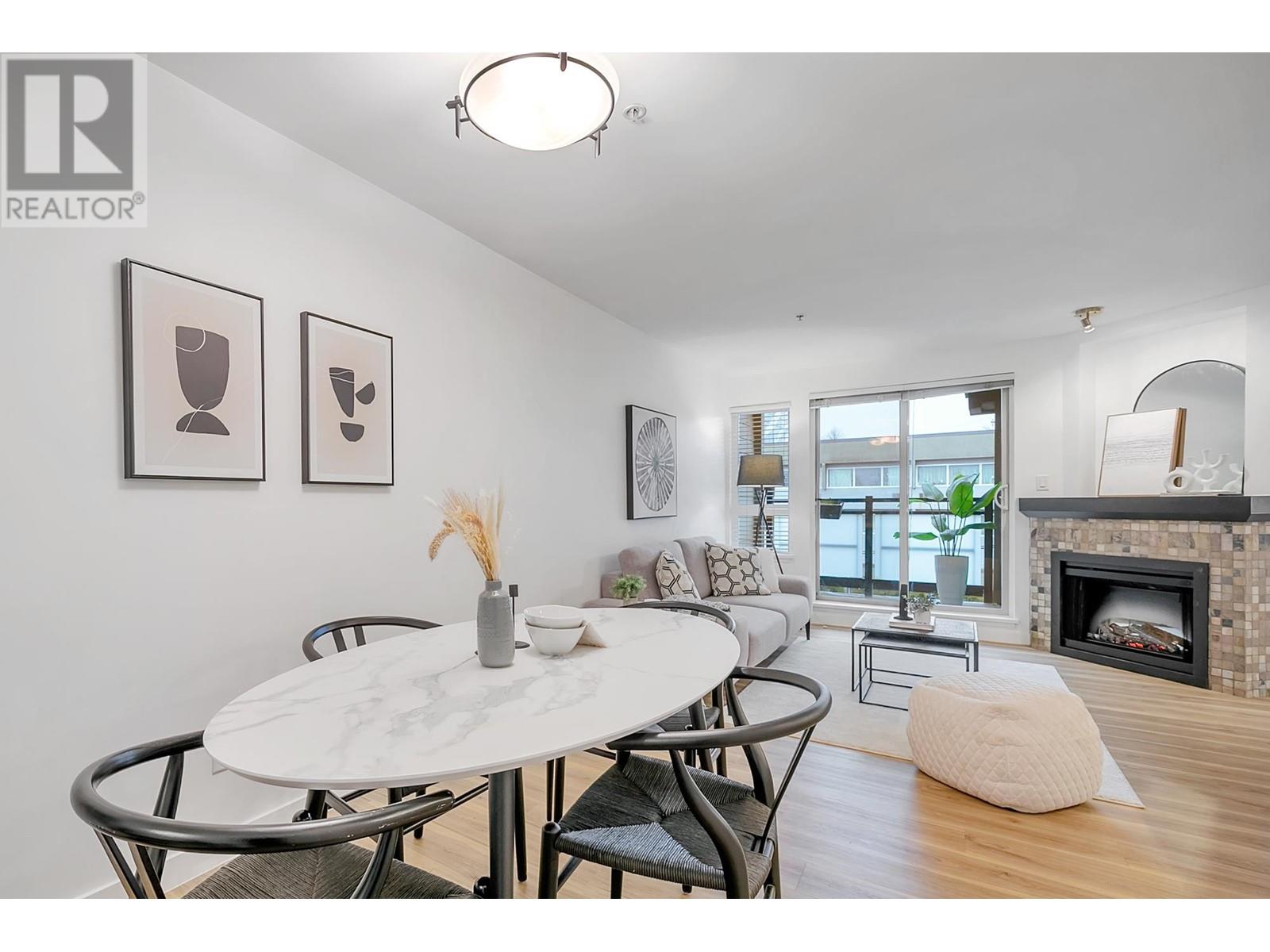 Listing Picture 4 of 30 : 309 405 SKEENA STREET, Vancouver / 溫哥華 - 魯藝地產 Yvonne Lu Group - MLS Medallion Club Member