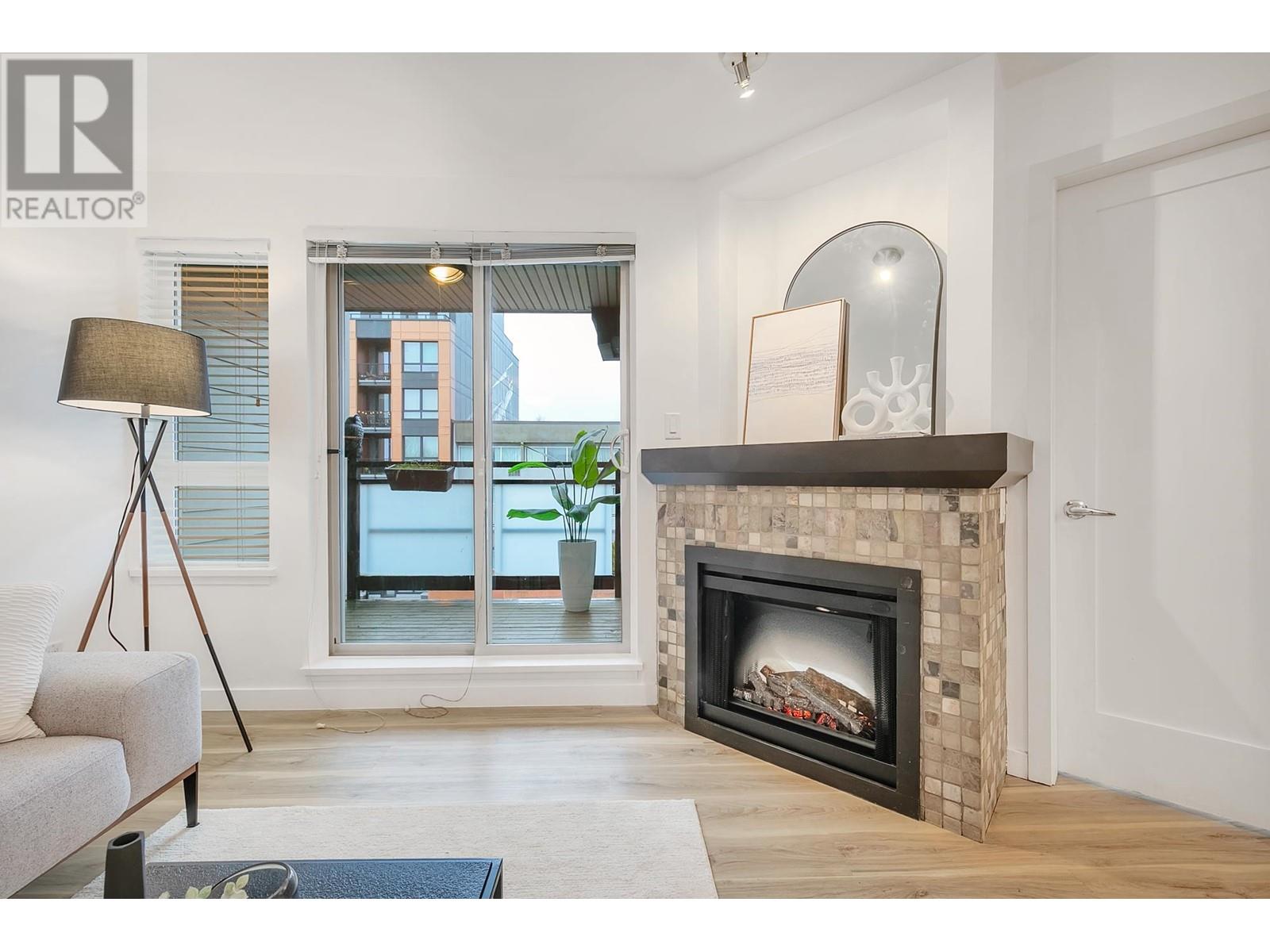 Listing Picture 6 of 30 : 309 405 SKEENA STREET, Vancouver / 溫哥華 - 魯藝地產 Yvonne Lu Group - MLS Medallion Club Member