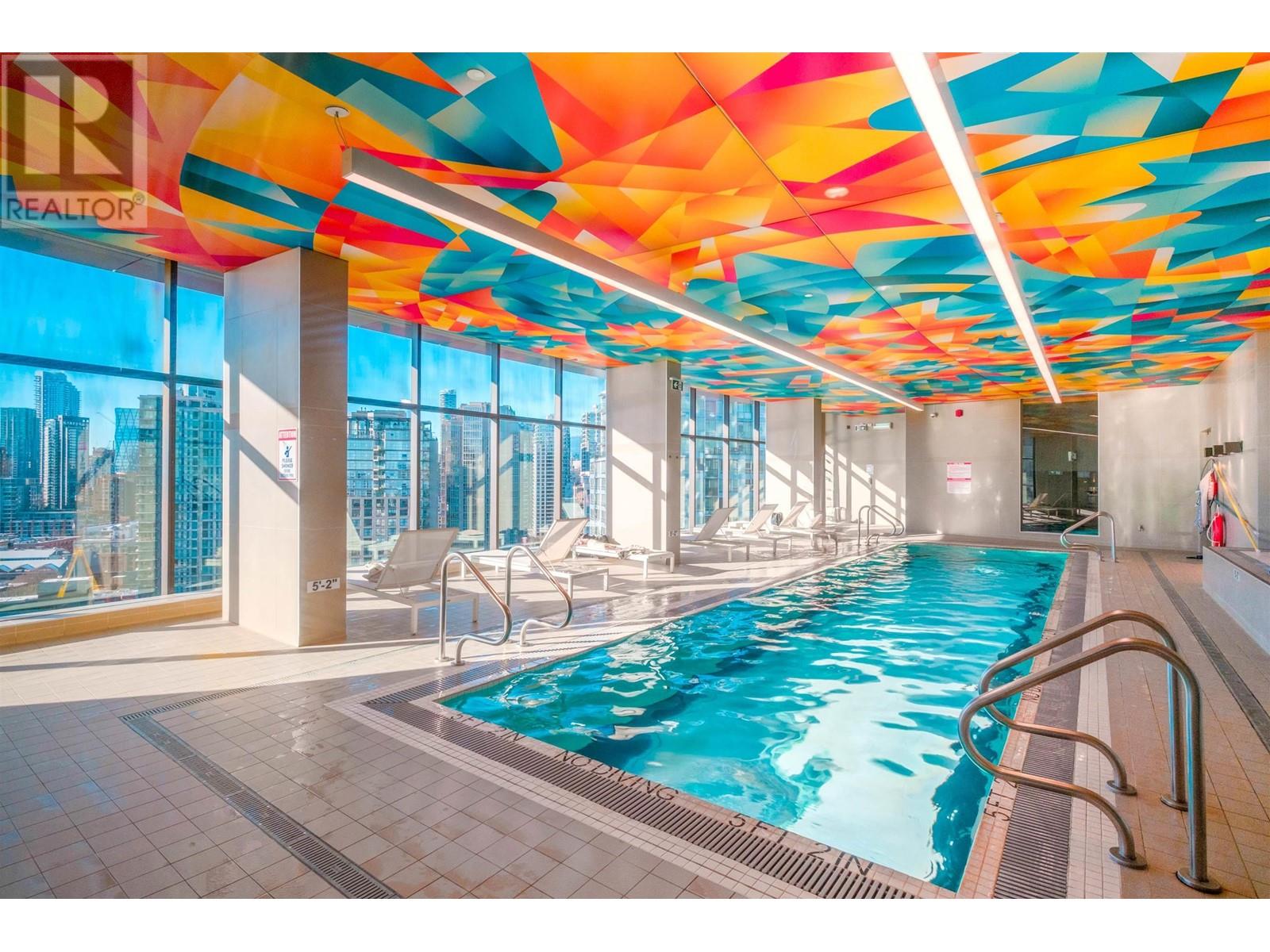 Listing Picture 18 of 29 : 828 68 SMITHE STREET, Vancouver / 溫哥華 - 魯藝地產 Yvonne Lu Group - MLS Medallion Club Member