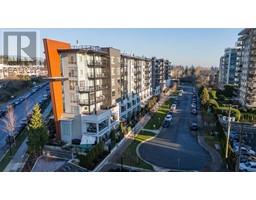 TH10 108 E 8TH STREET, North Vancouver, British Columbia