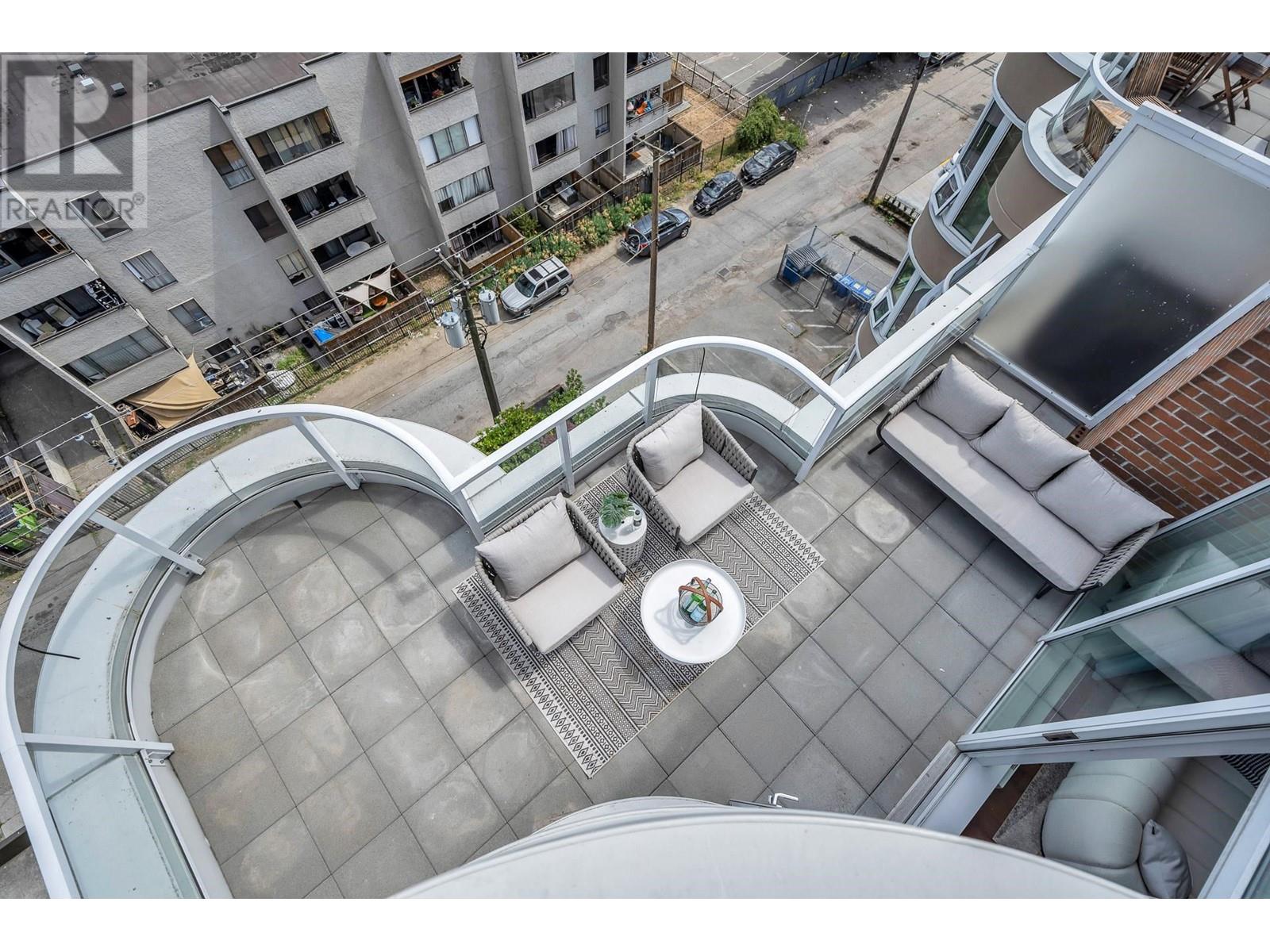 Ph802 1845 Robson Street, Vancouver, British Columbia  V6G 1E4 - Photo 3 - R2974677