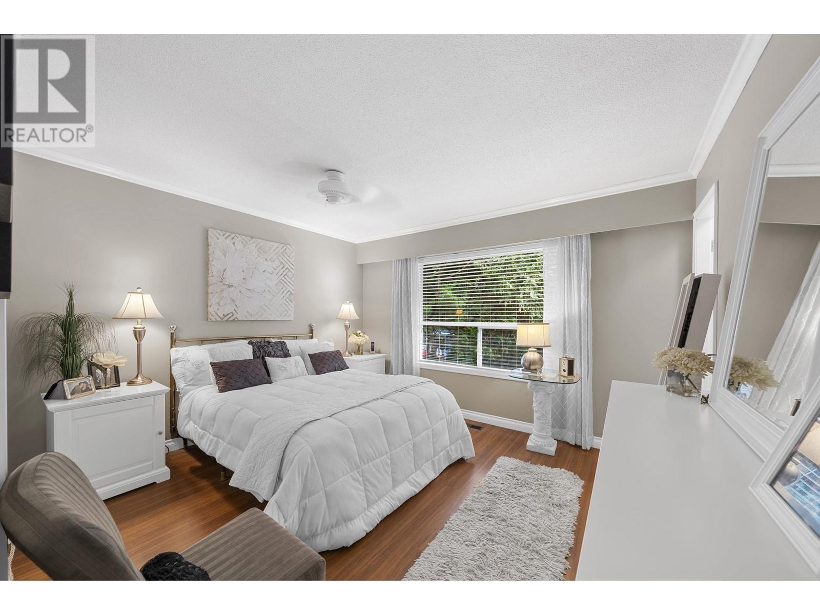 3846 Richmond Street, Port Coquitlam, British Columbia  V3B 3E8 - Photo 11 - R2974408
