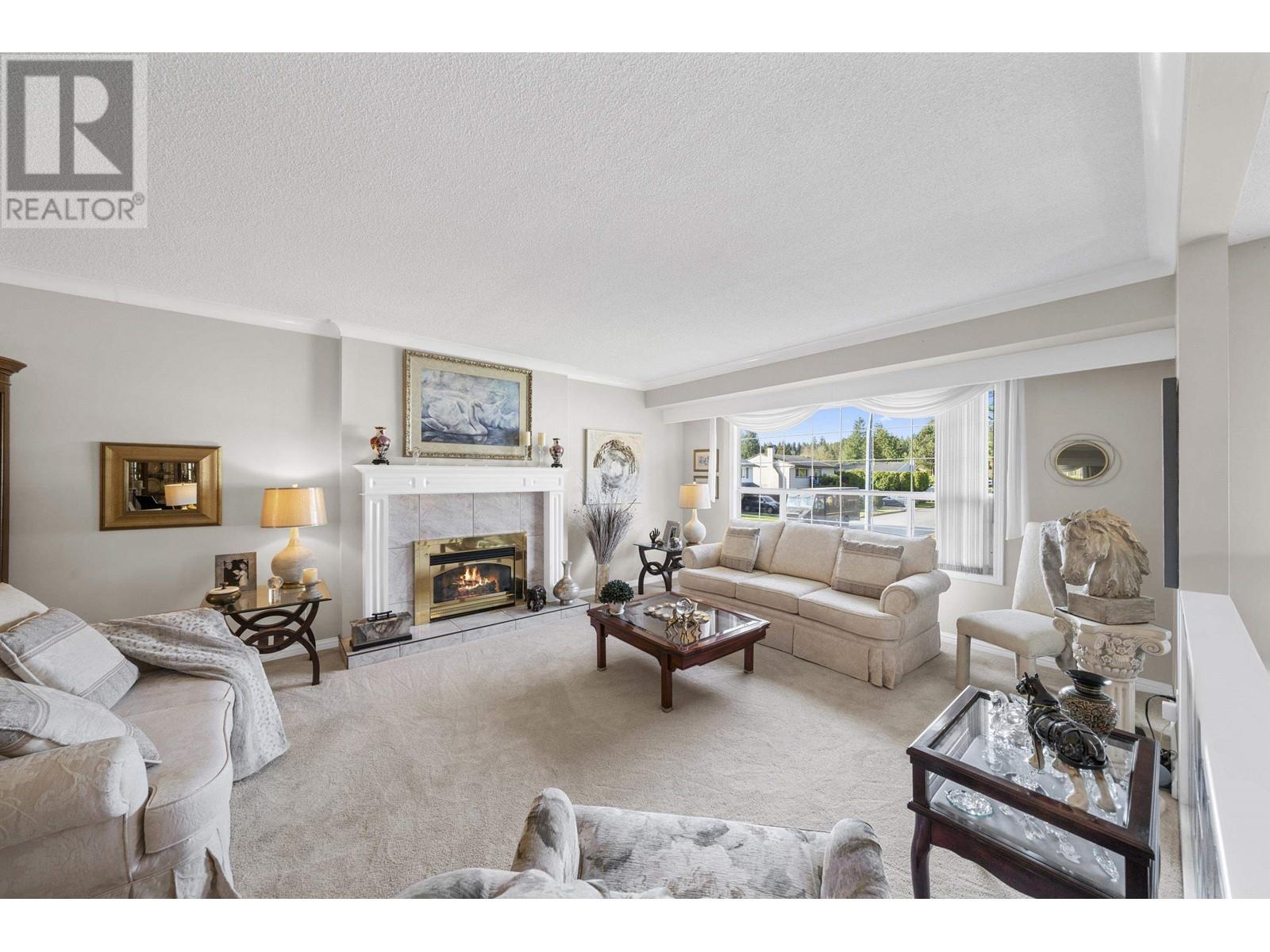 3846 Richmond Street, Port Coquitlam, British Columbia  V3B 3E8 - Photo 2 - R2974408
