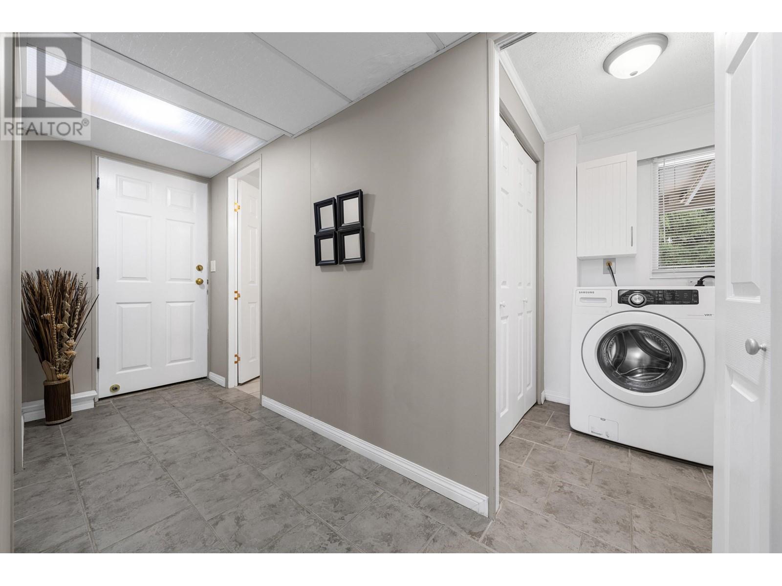 3846 Richmond Street, Port Coquitlam, British Columbia  V3B 3E8 - Photo 25 - R2974408