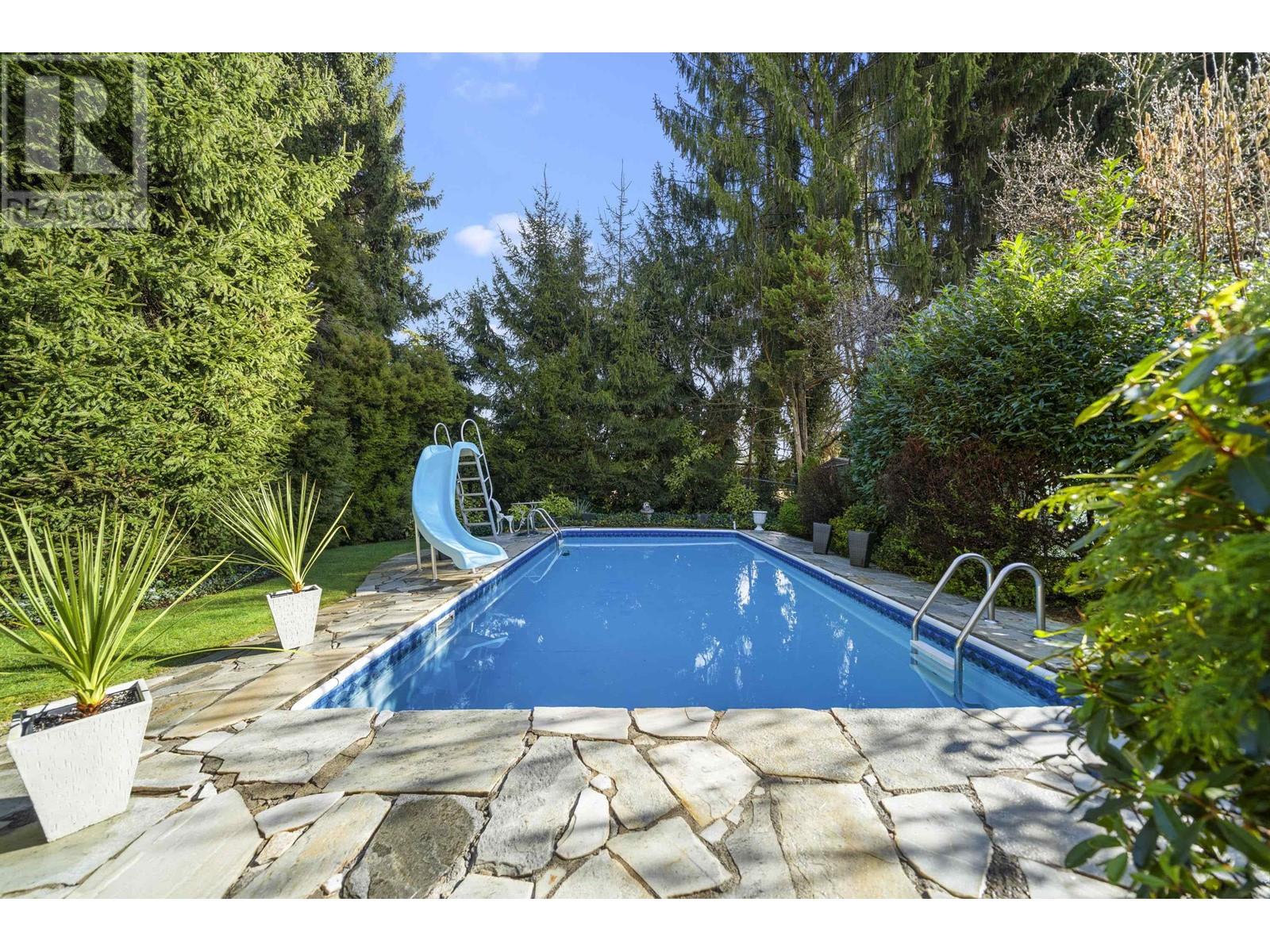 3846 Richmond Street, Port Coquitlam, British Columbia  V3B 3E8 - Photo 32 - R2974408